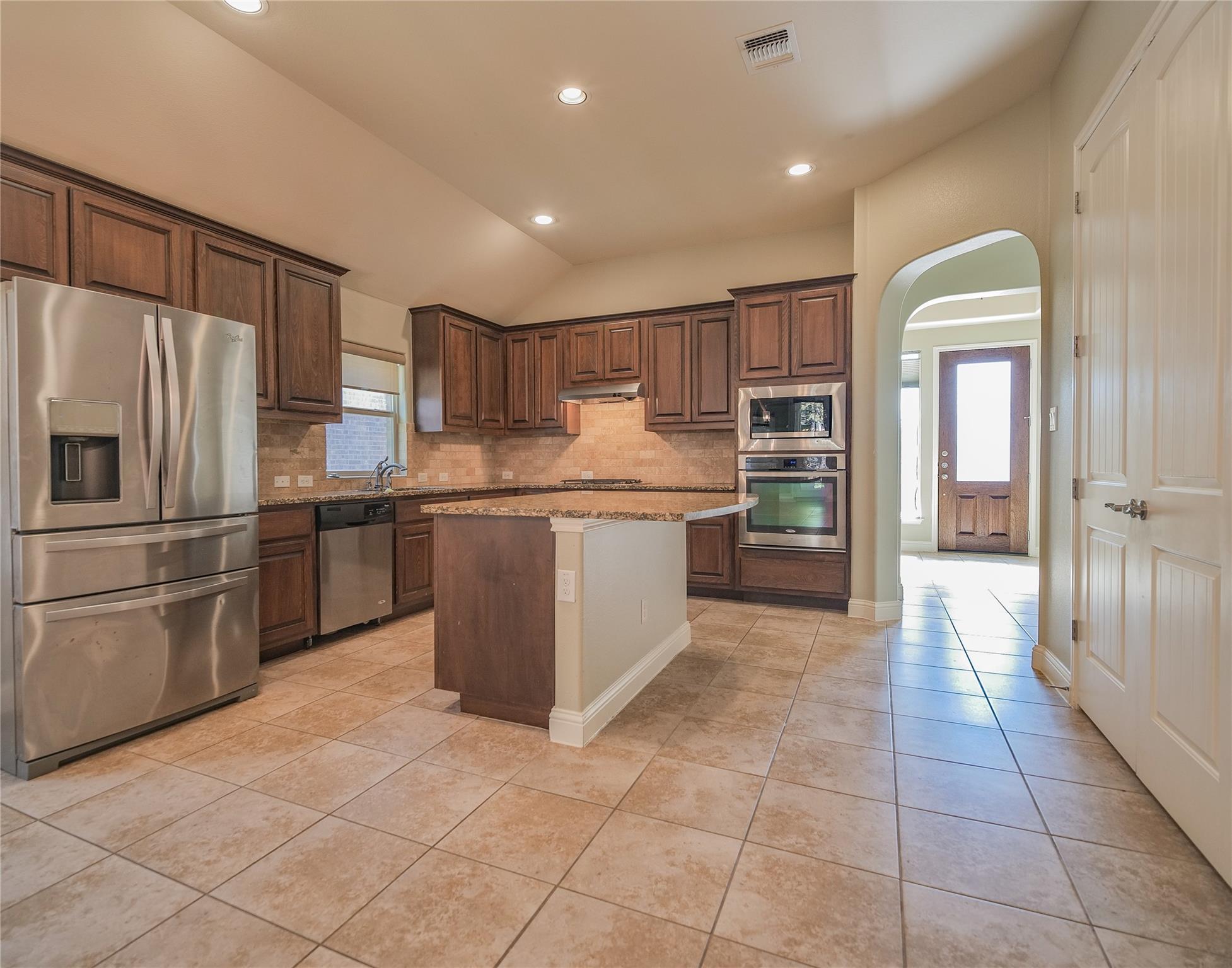 1235 Falling Hills Dr, Georgetown, TX 78628