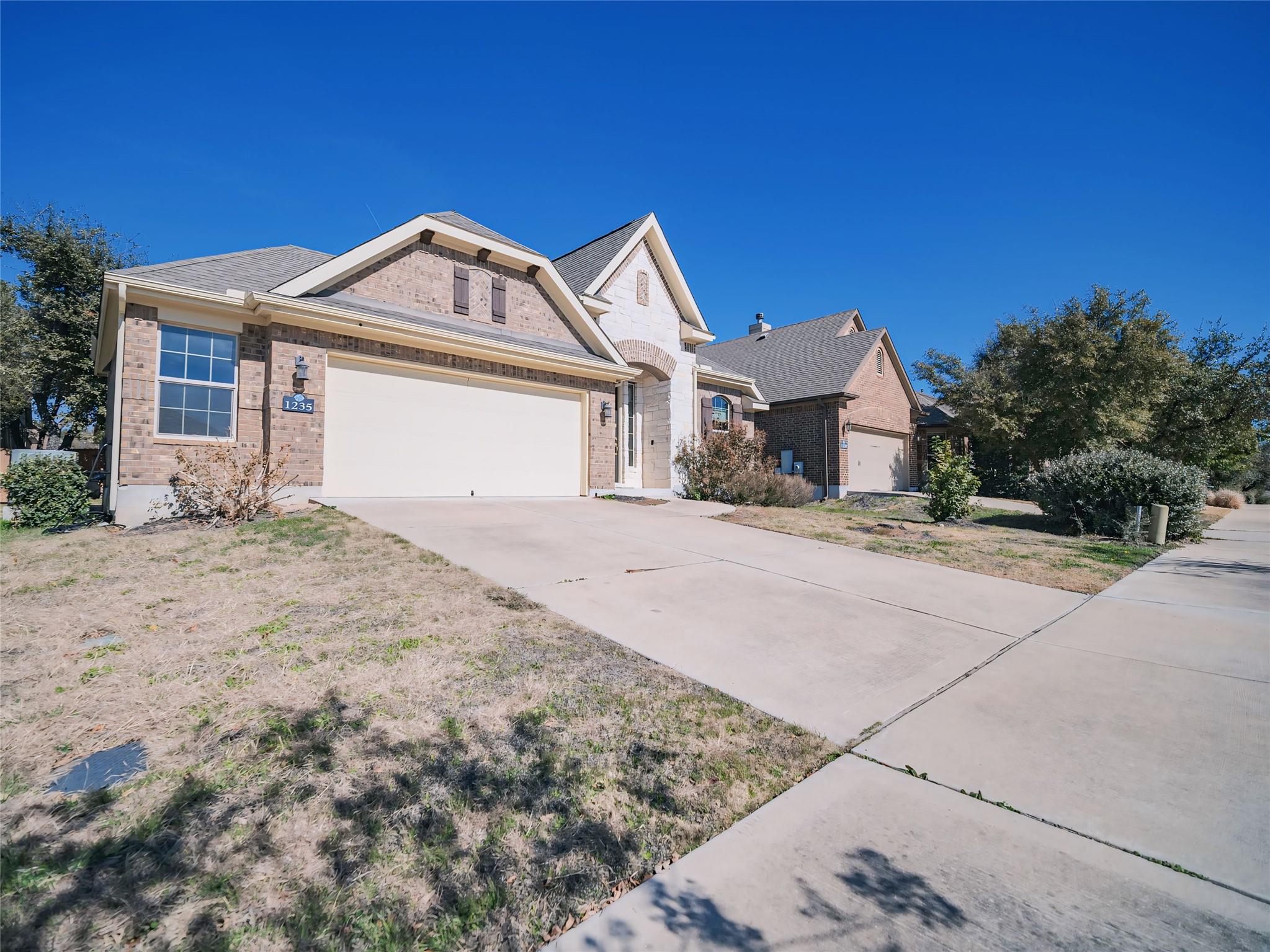 1235 Falling Hills Dr, Georgetown, TX 78628