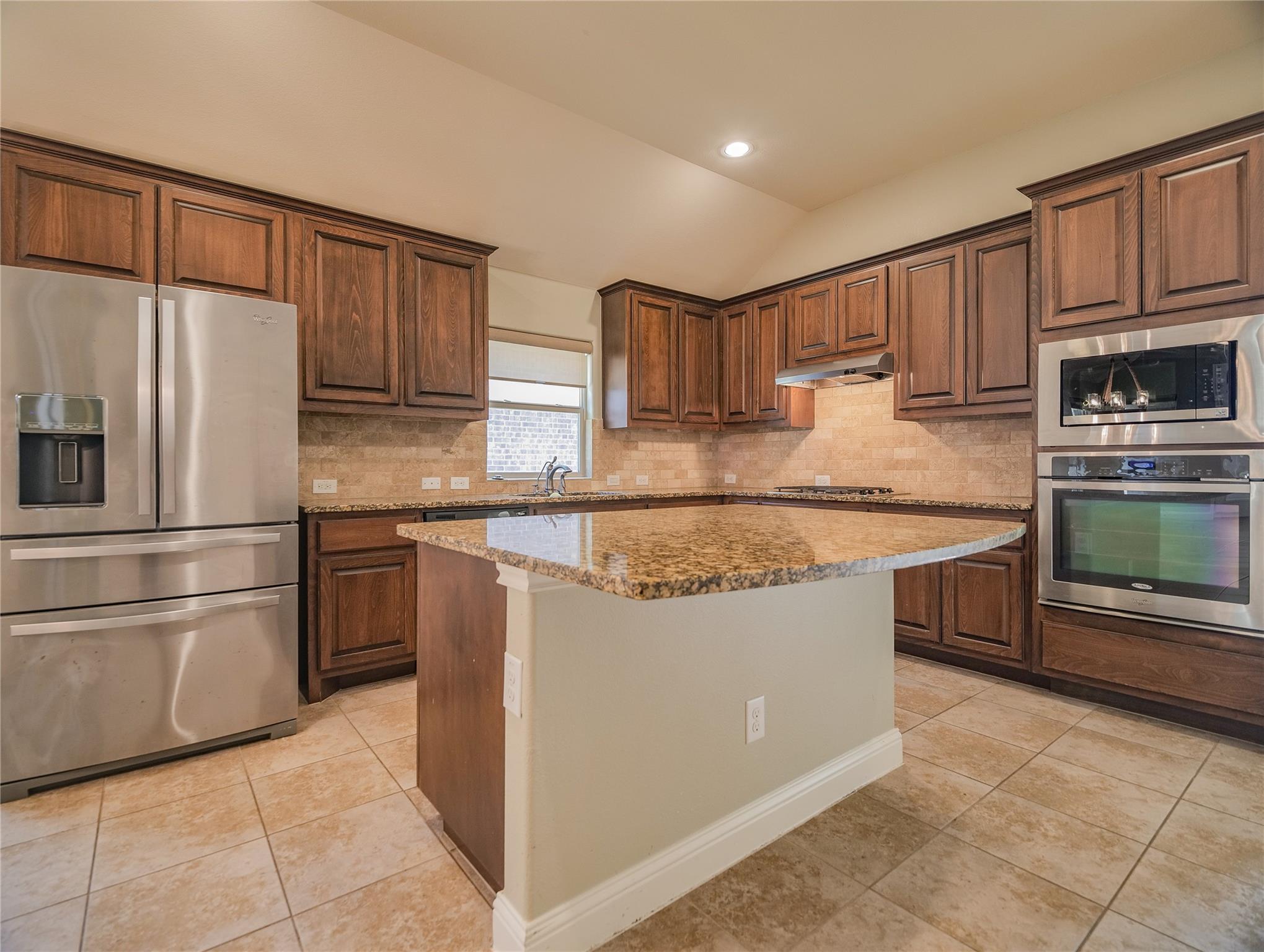 1235 Falling Hills Dr, Georgetown, TX 78628