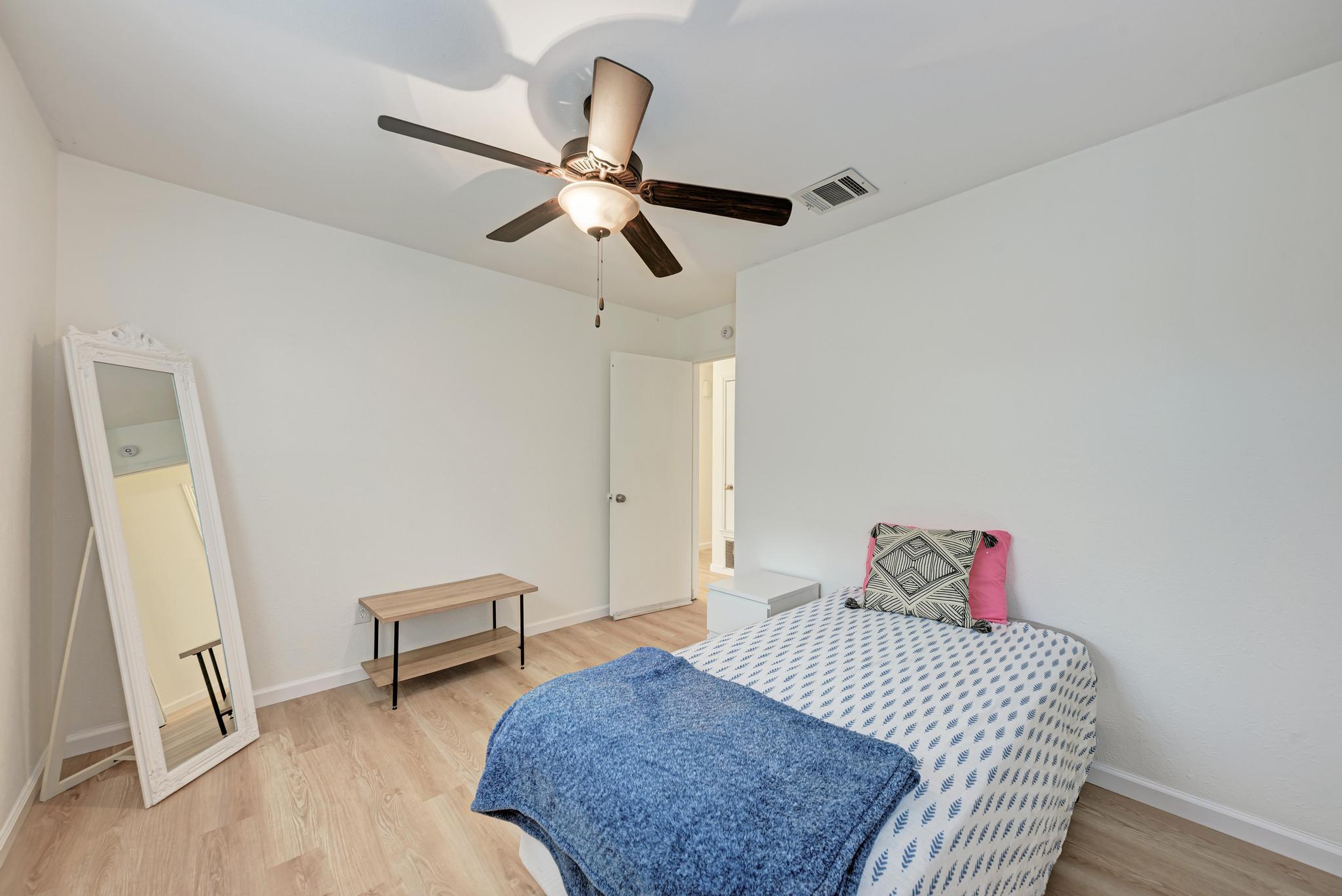 8610 Croydon Loop, Austin, TX 78748