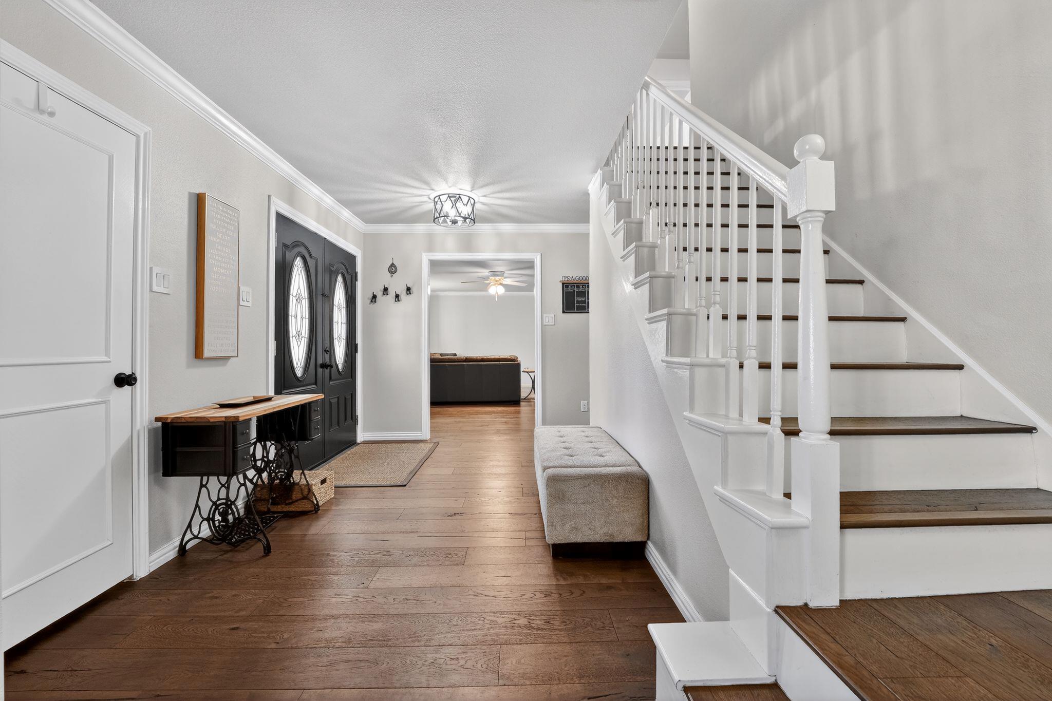 10208 La Costa Dr, Austin, TX 78747