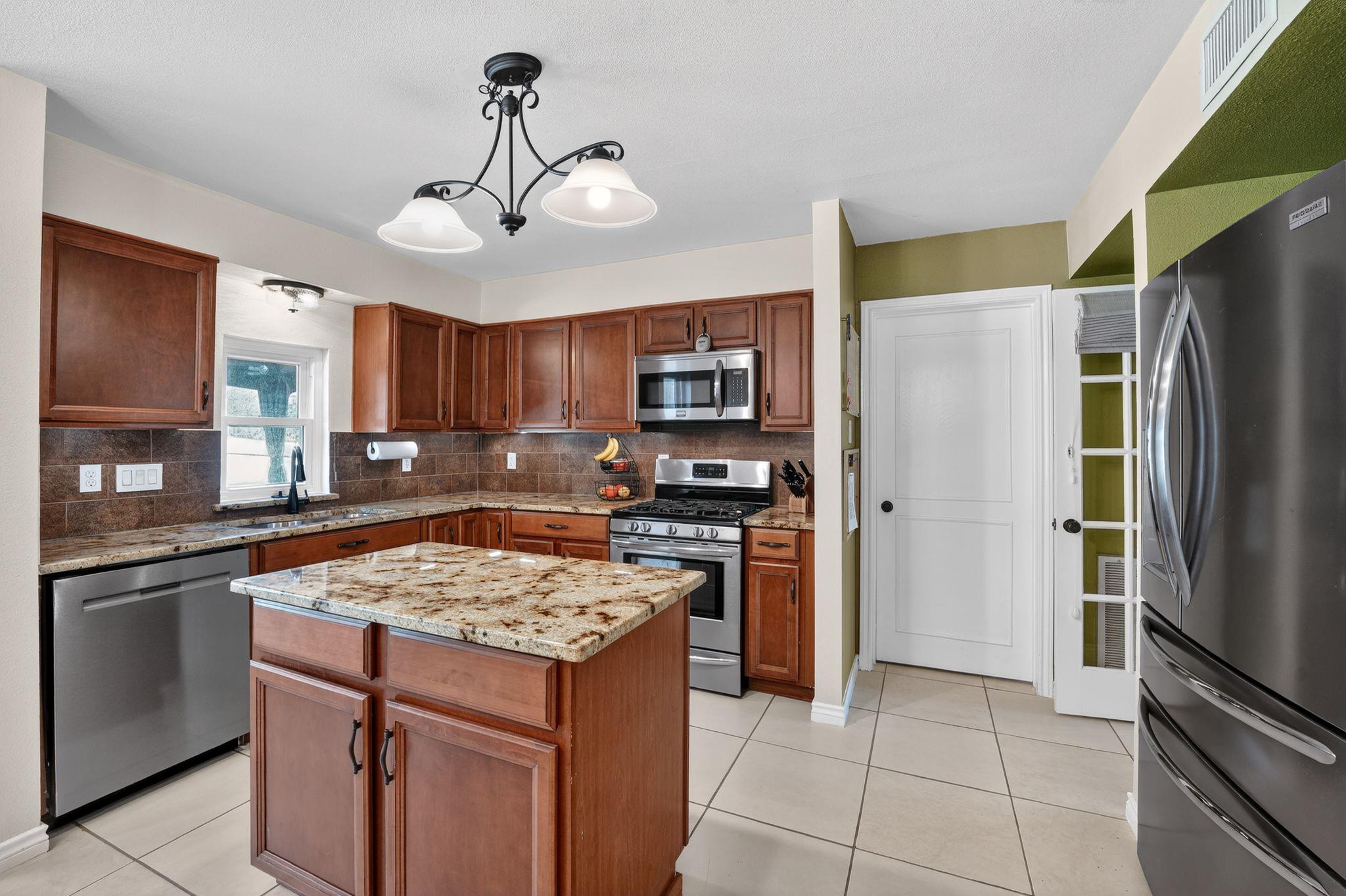 10208 La Costa Dr, Austin, TX 78747