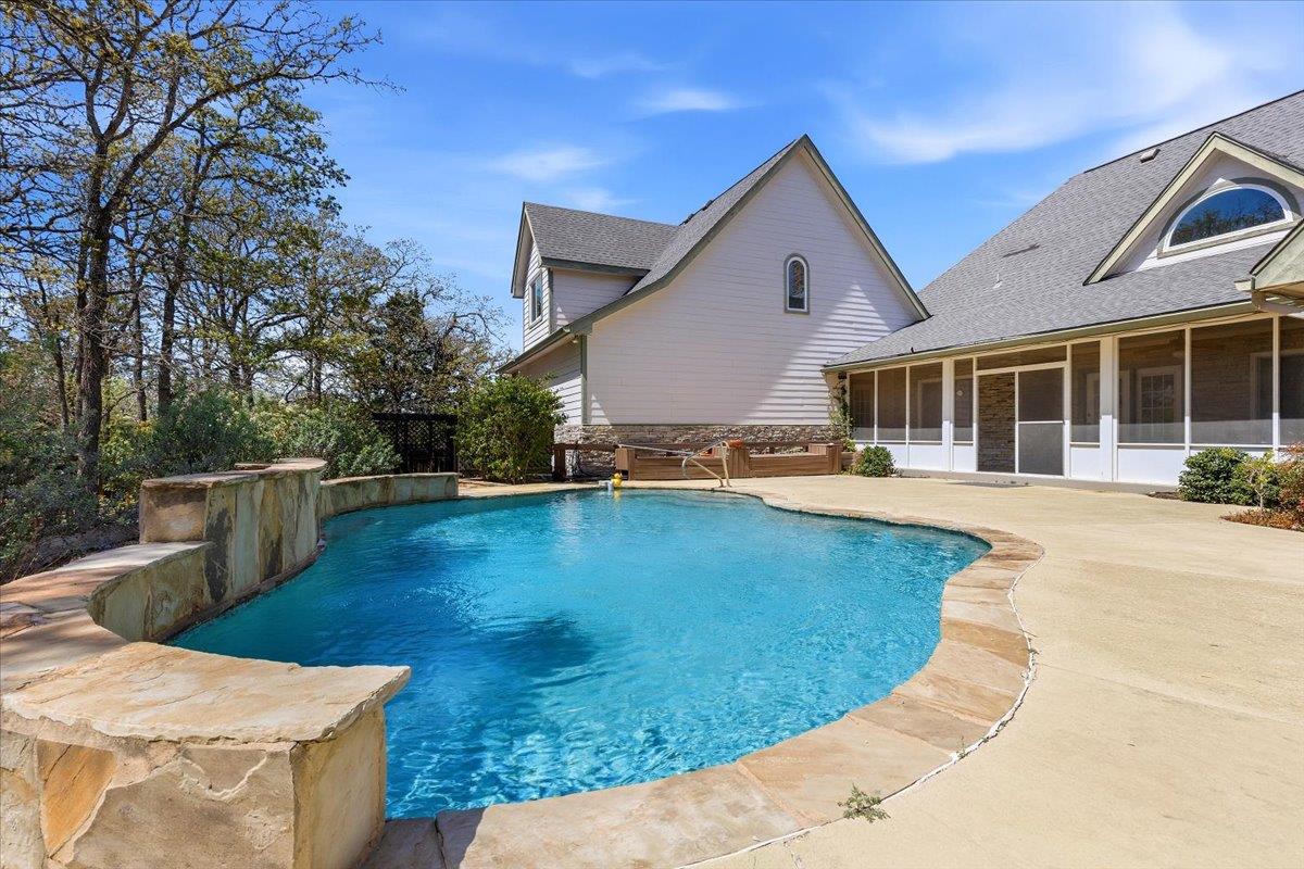 187 Stephen F Austin Blvd, Bastrop, TX 78602