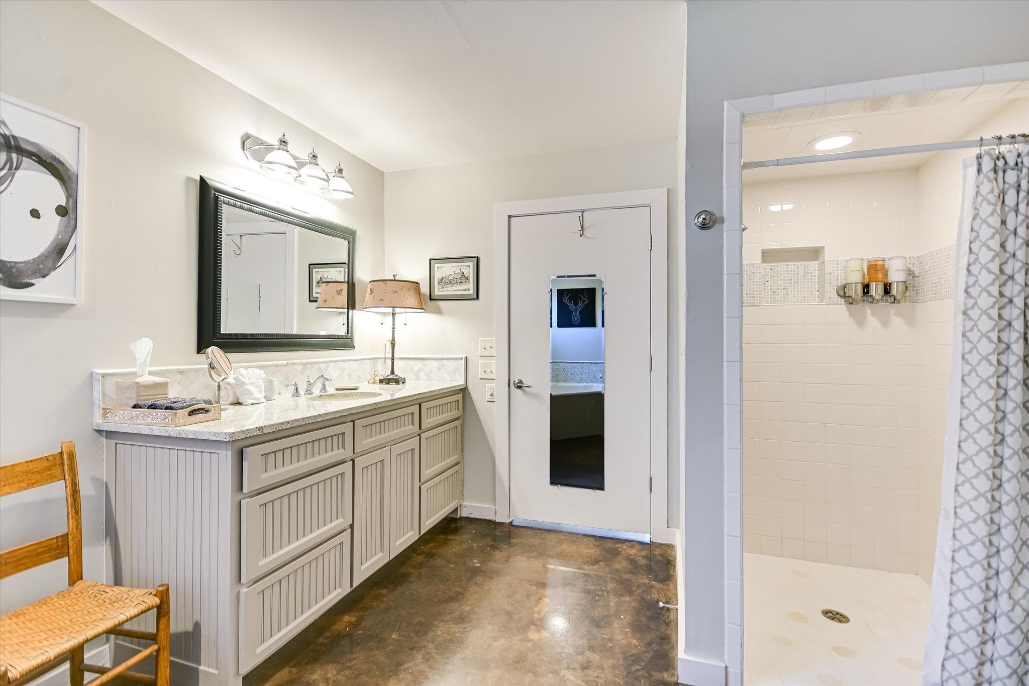 300 MILL RACE Ln # 4, Wimberley, TX 78676