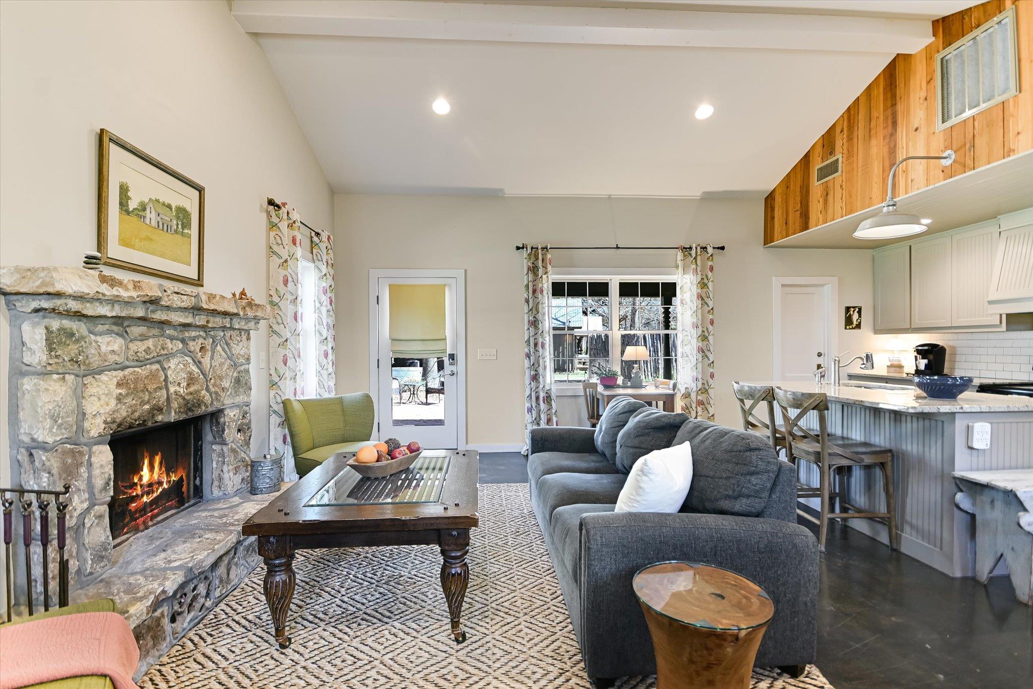 300 MILL RACE Ln # 4, Wimberley, TX 78676