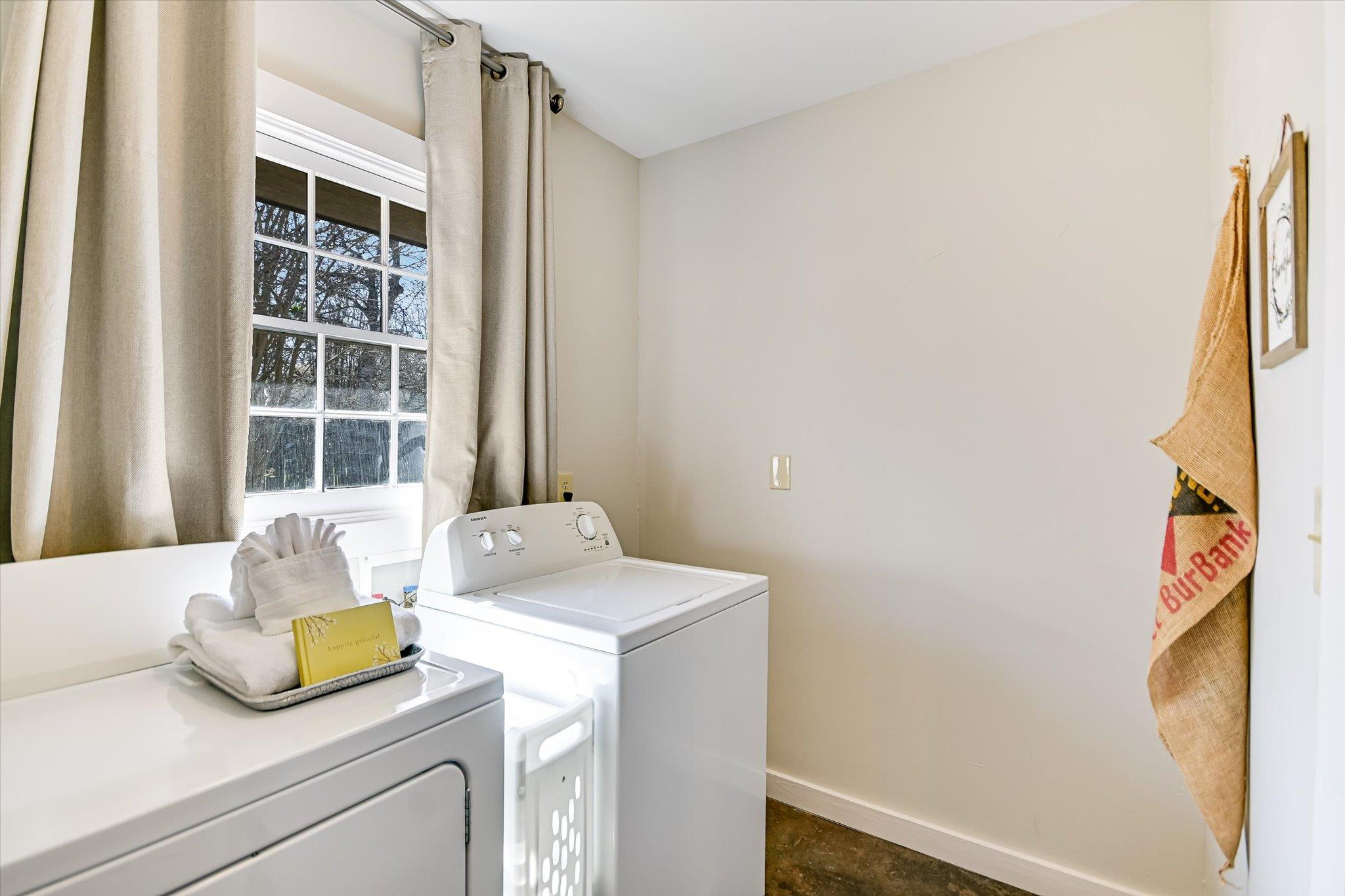 300 MILL RACE Ln # 4, Wimberley, TX 78676