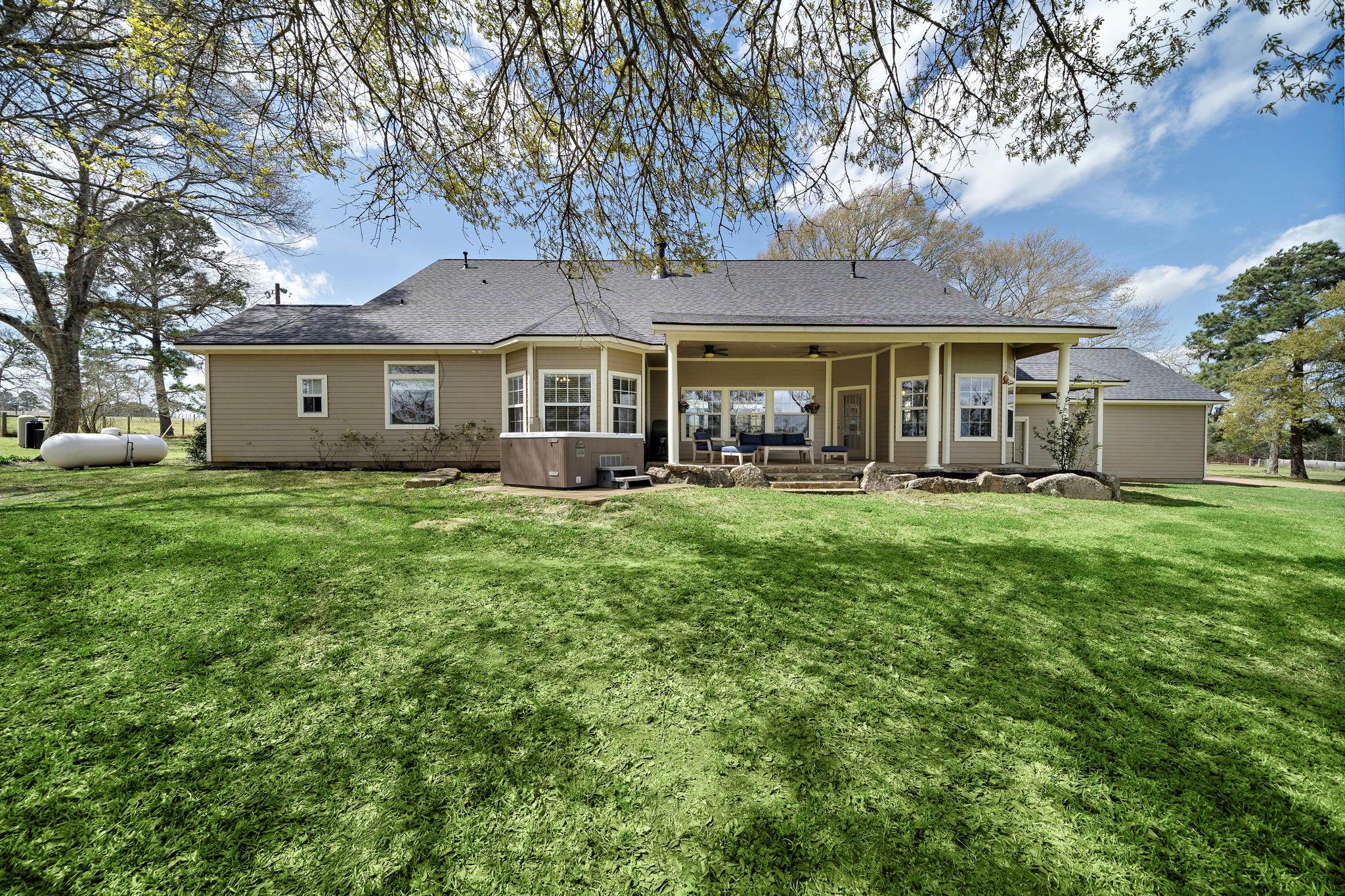 32540 Courtney Rd, Waller, TX 77868