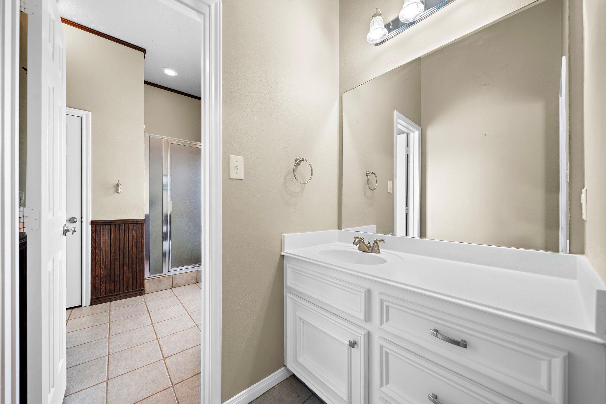 32540 Courtney Rd, Waller, TX 77868