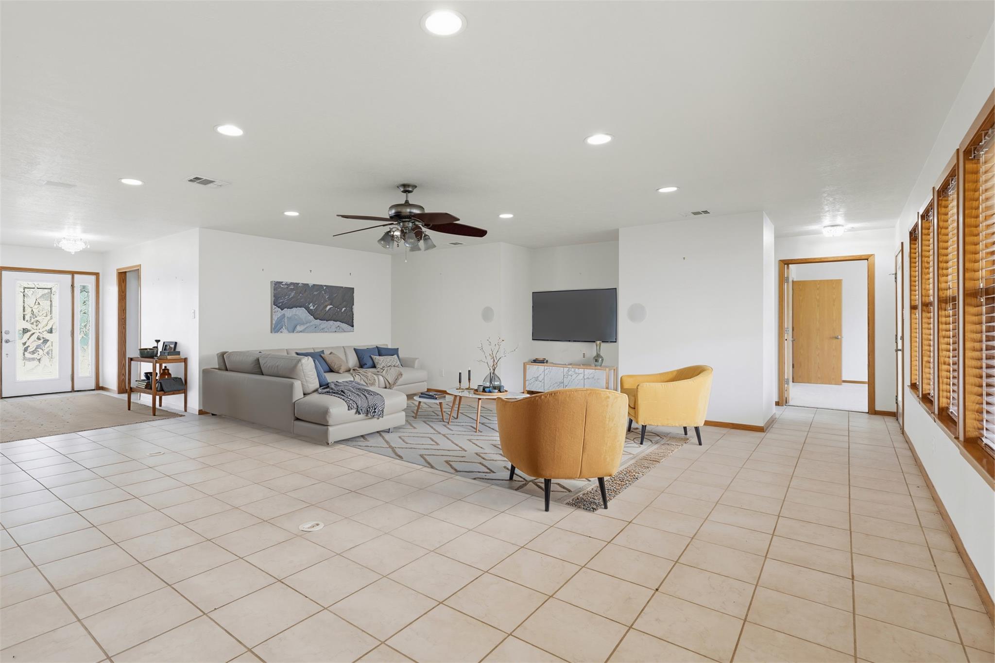 640 W F Ave, Milano, TX 76556