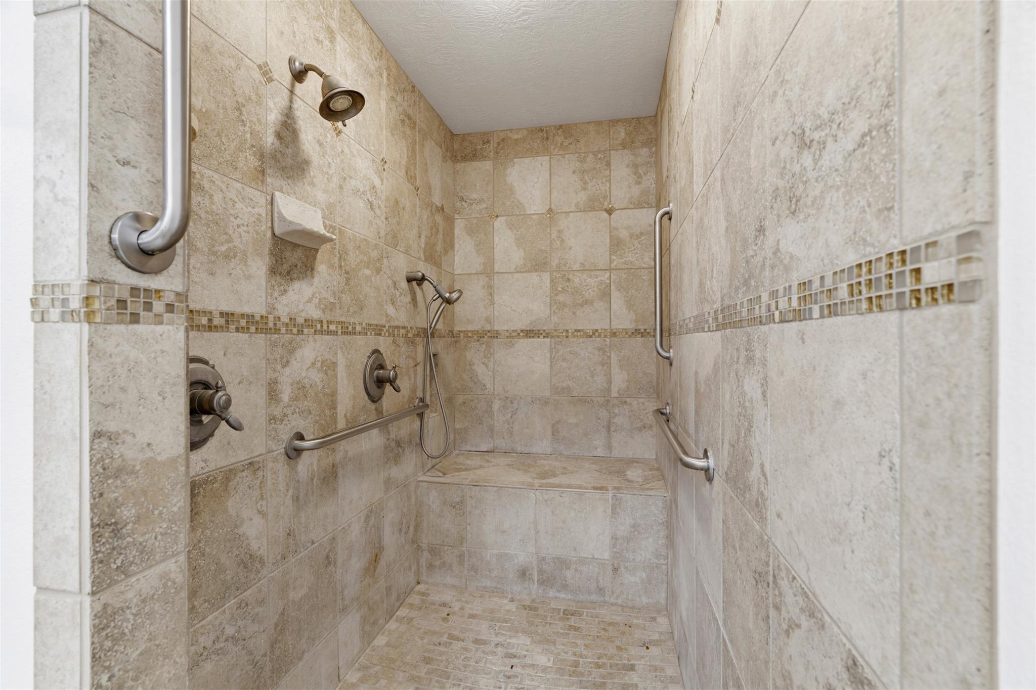 640 W F Ave, Milano, TX 76556