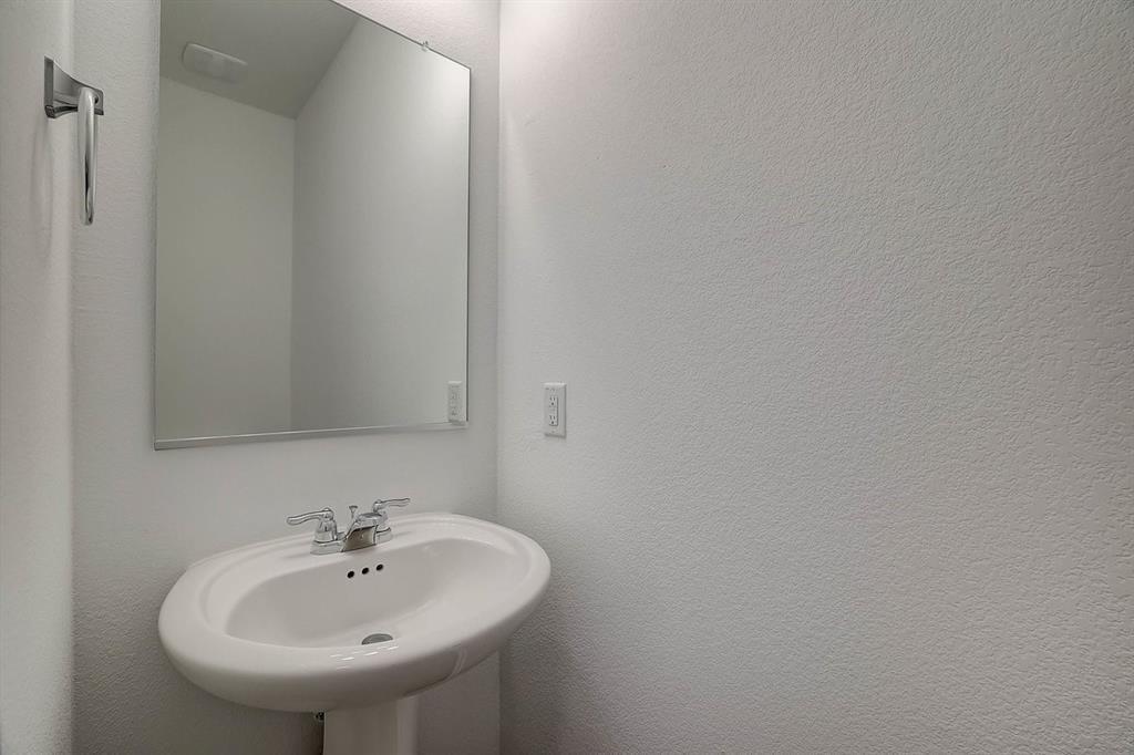 8008 Copper Prairie Bnd, Lago Vista, TX 78645