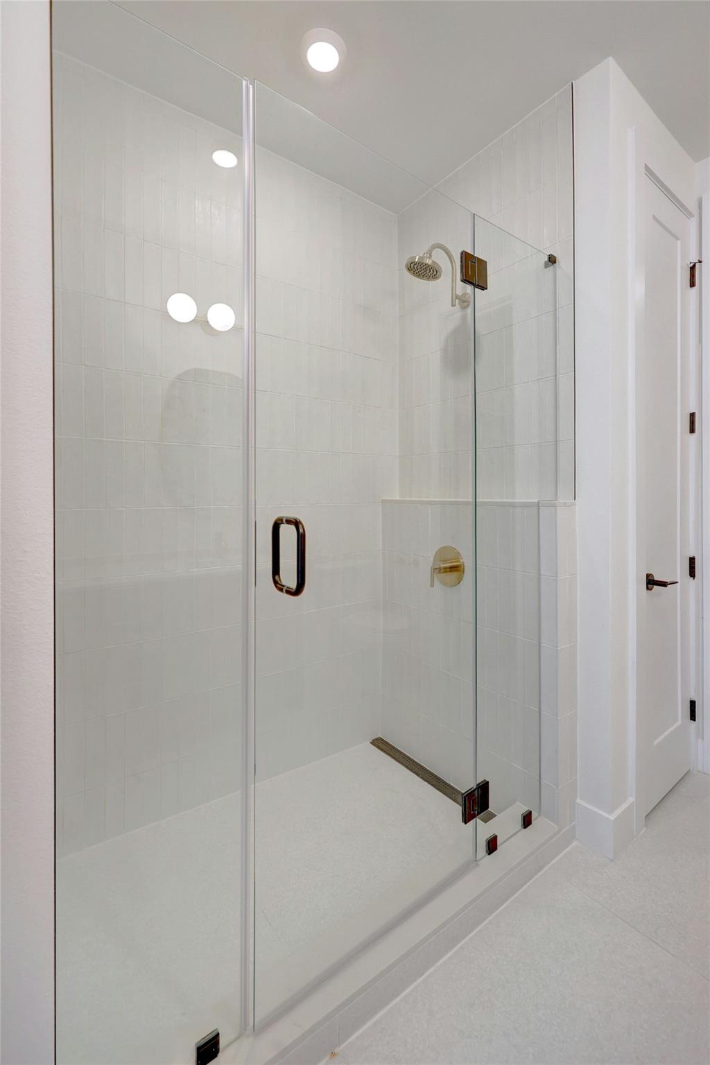 1701 Simond Ave # 411, Austin, TX 78723