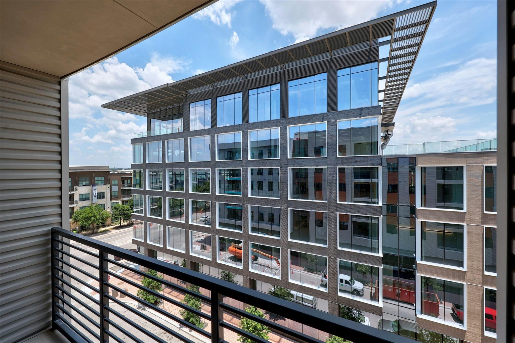 1701 Simond Ave # 411, Austin, TX 78723