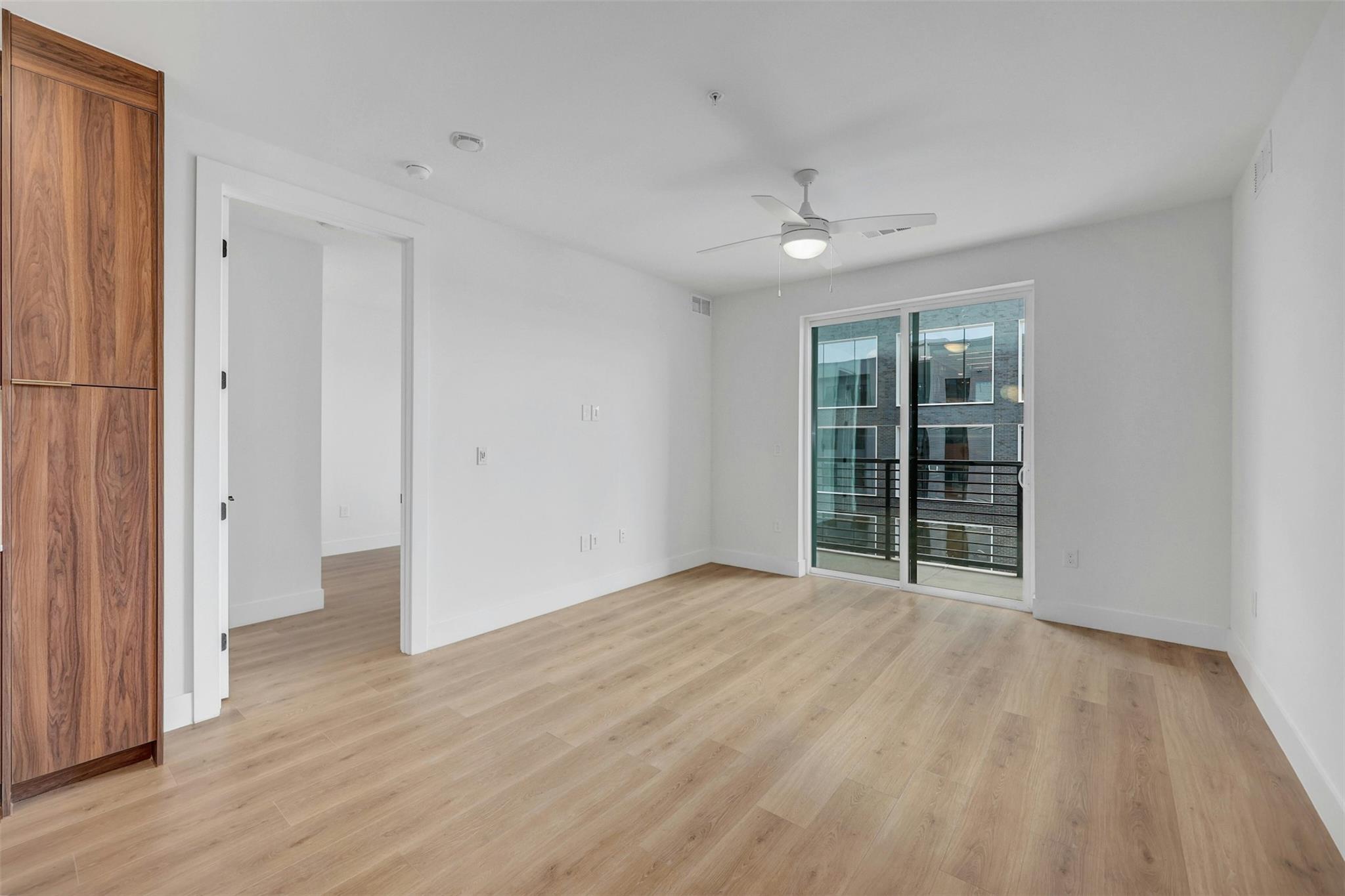 1701 Simond Ave # 411, Austin, TX 78723