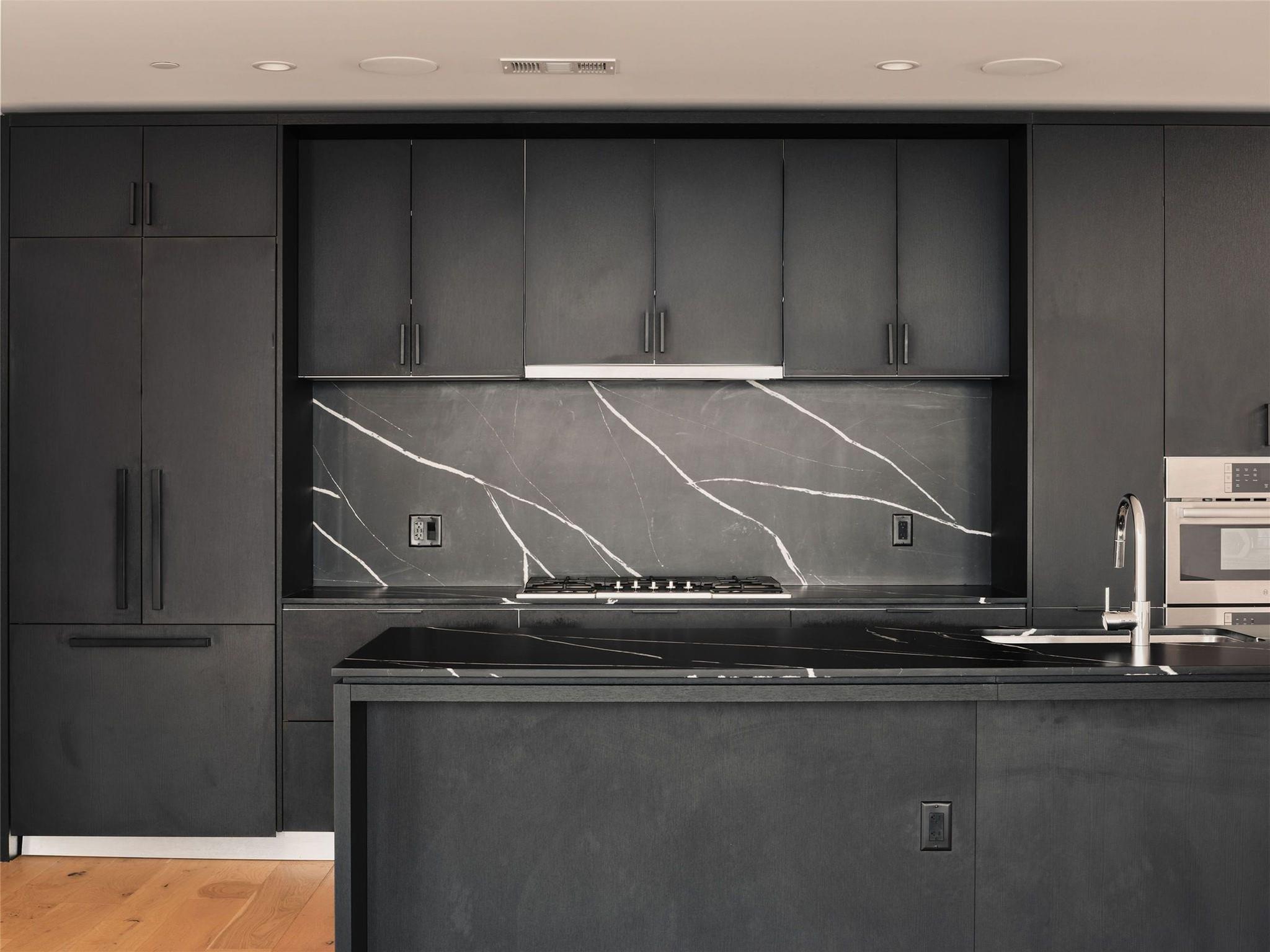 44 East Ave # 4201, Austin, TX 78701