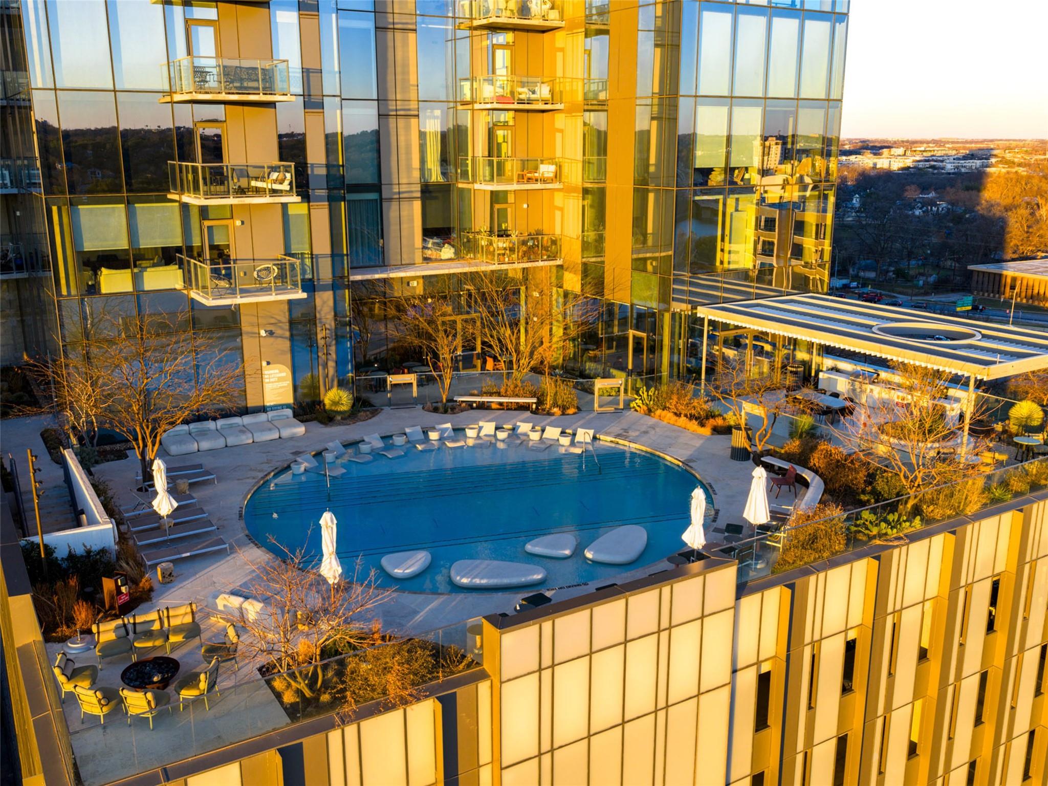 44 East Ave # 4201, Austin, TX 78701