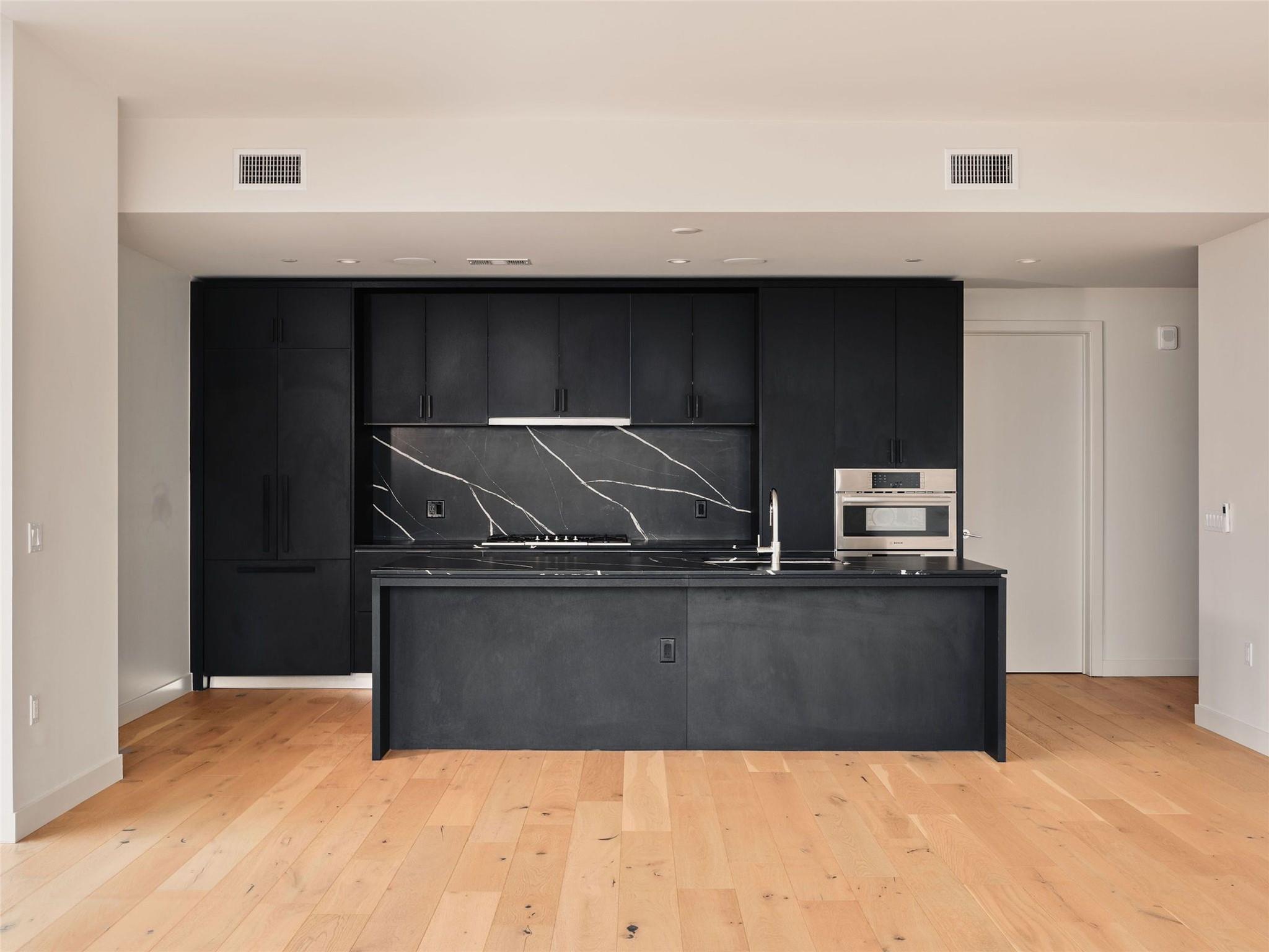 44 East Ave # 4201, Austin, TX 78701