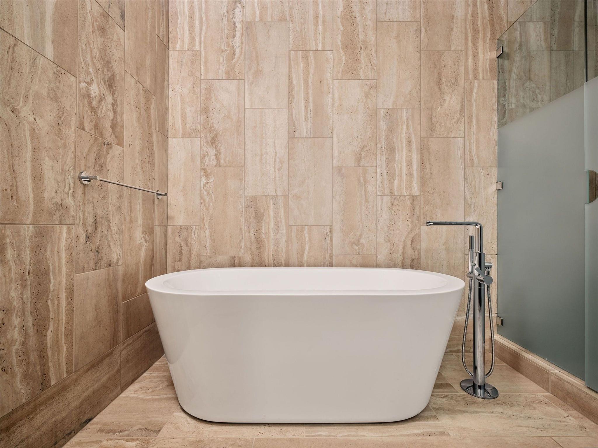 44 East Ave # 4201, Austin, TX 78701