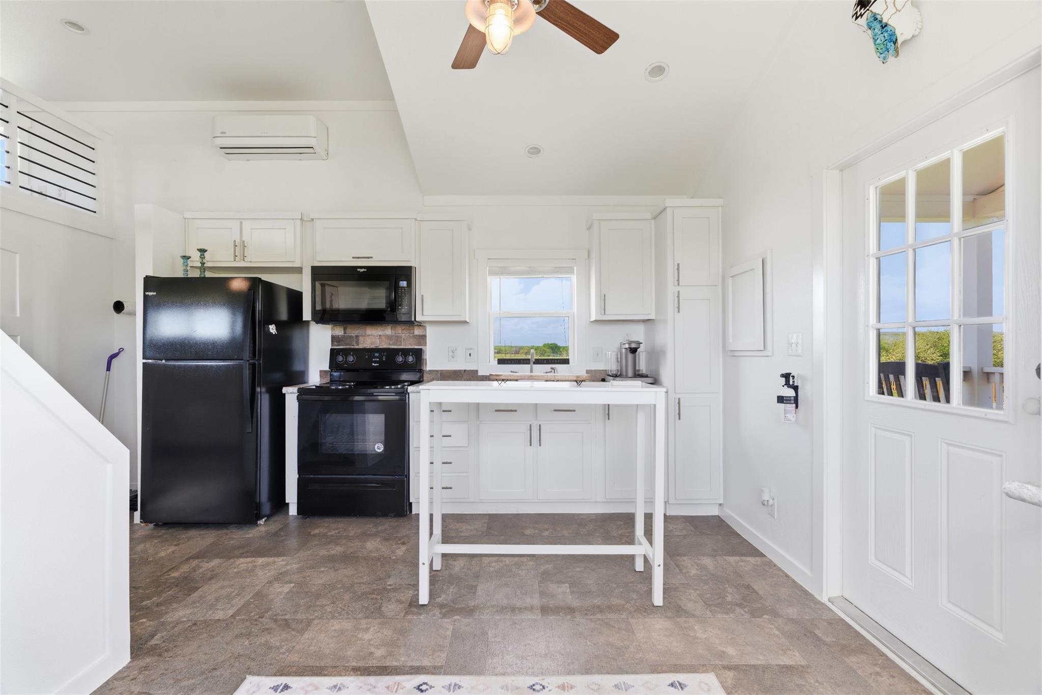 2352 County Road 239, Cameron, TX 76520