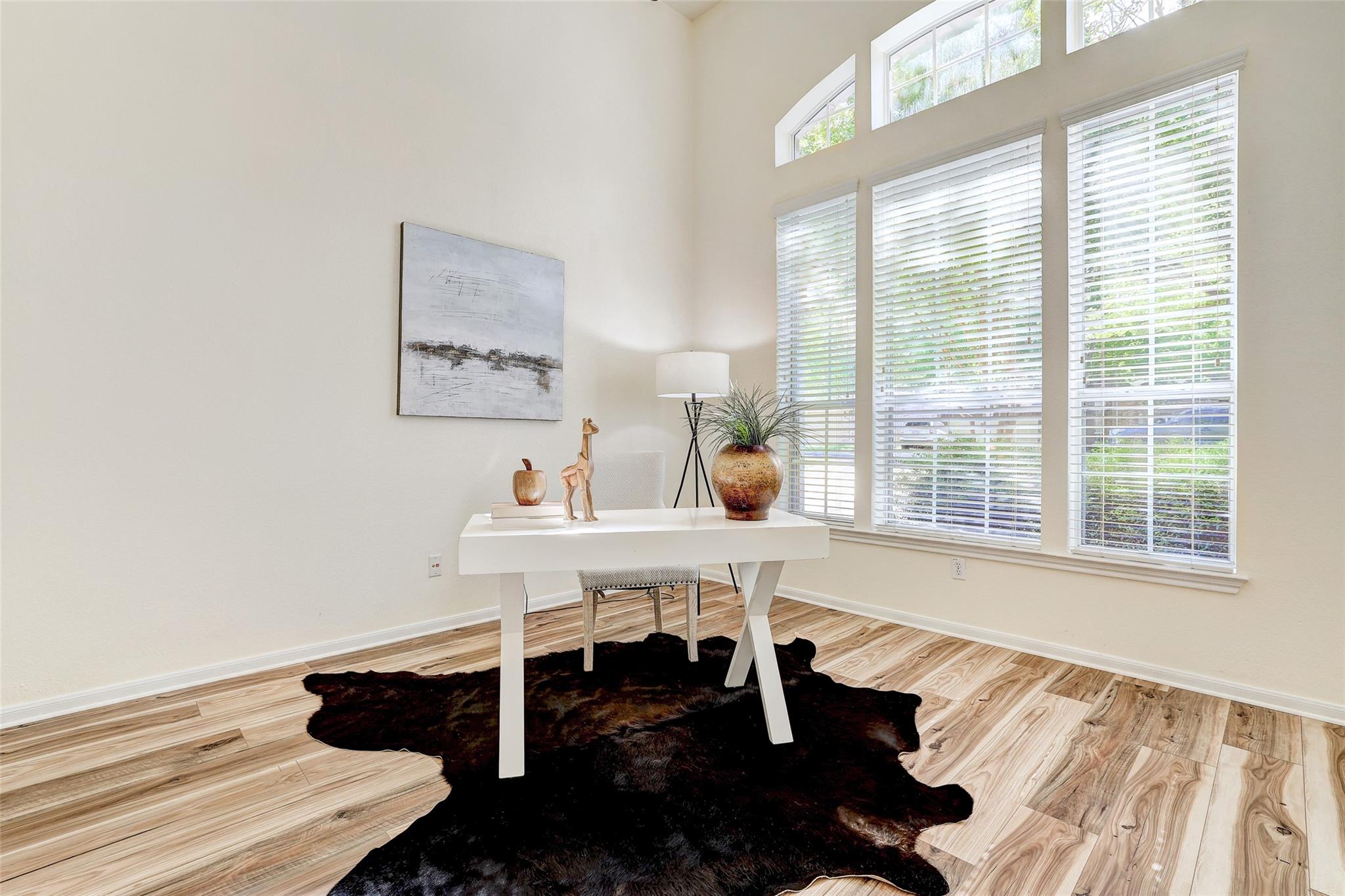 10216 Peekston Dr, Austin, TX 78726