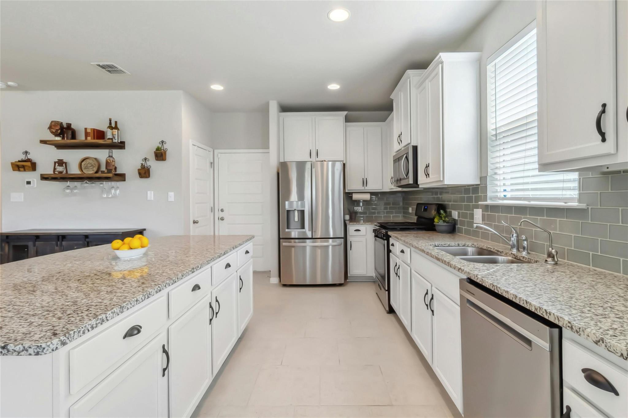 112 Silver Springs Bnd, Kyle, TX 78640