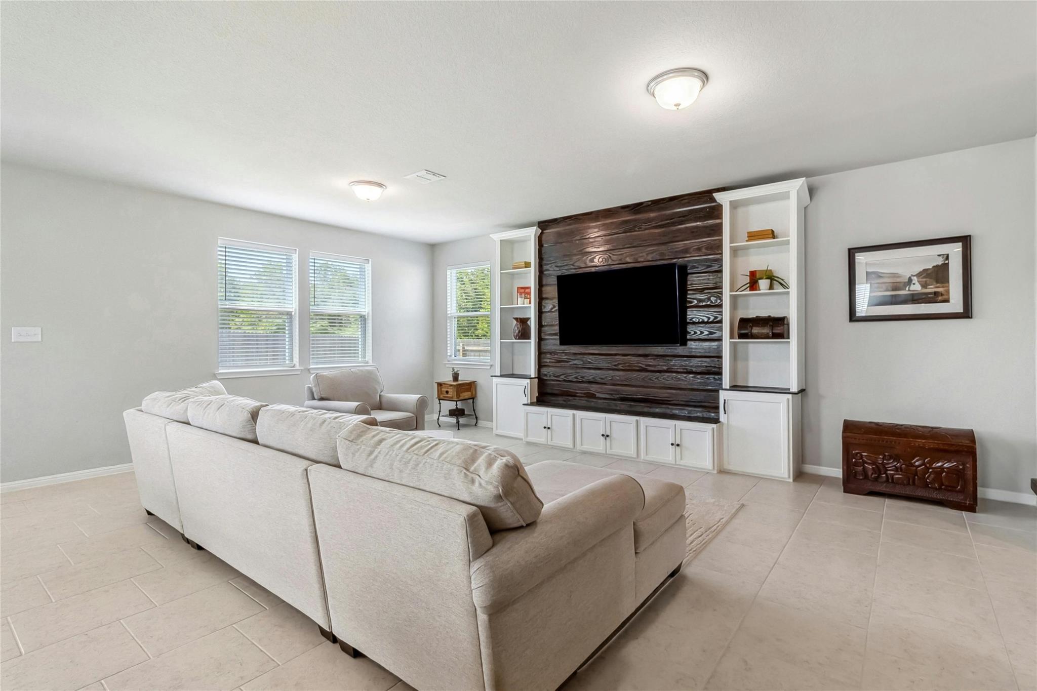 112 Silver Springs Bnd, Kyle, TX 78640