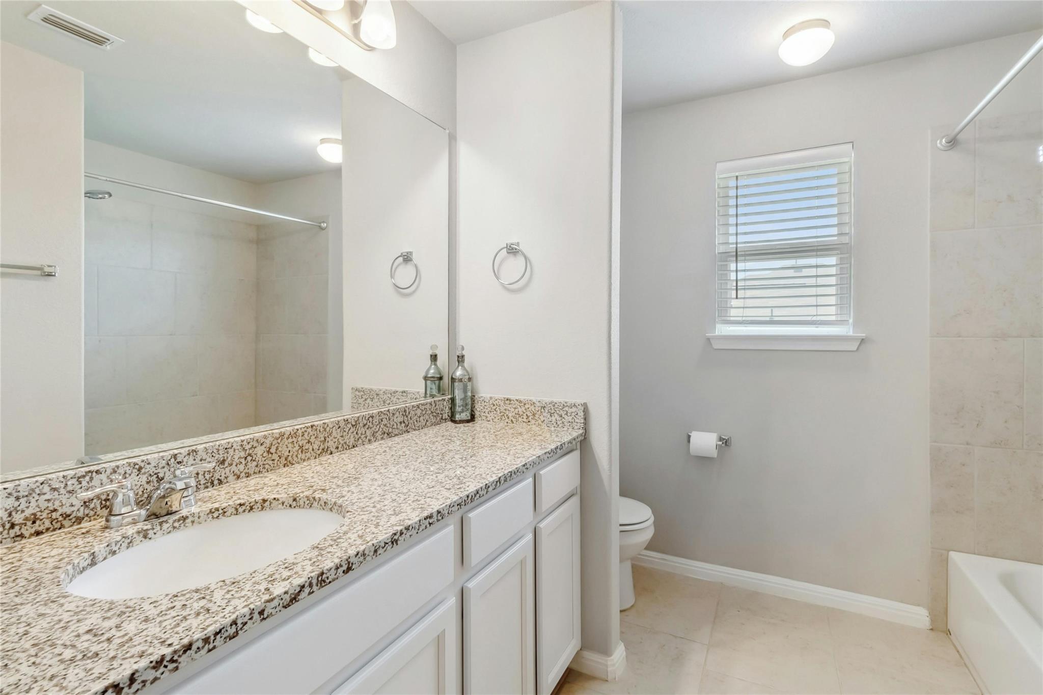 112 Silver Springs Bnd, Kyle, TX 78640