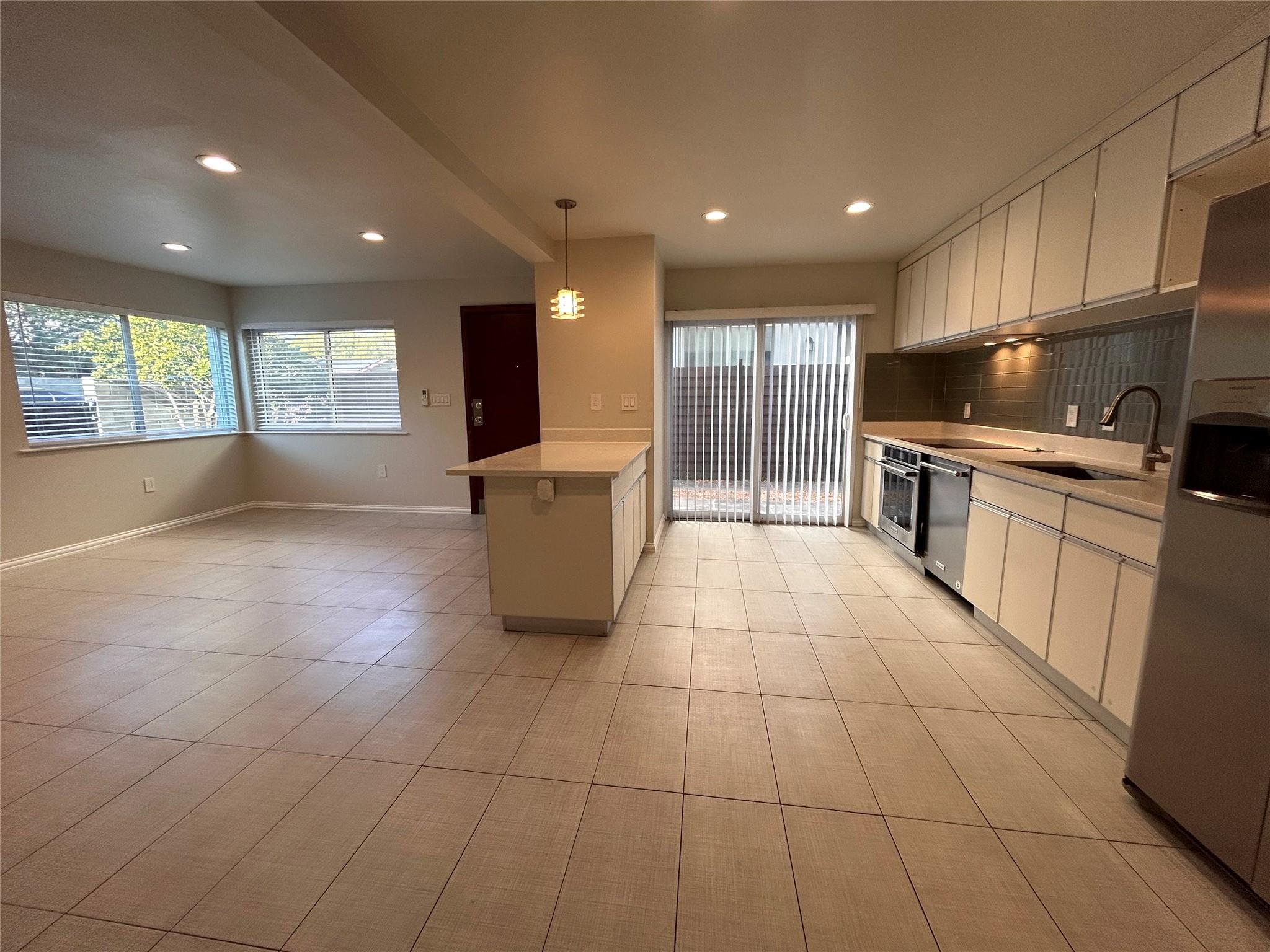 8920 Trone Cir # B, Austin, TX 78758