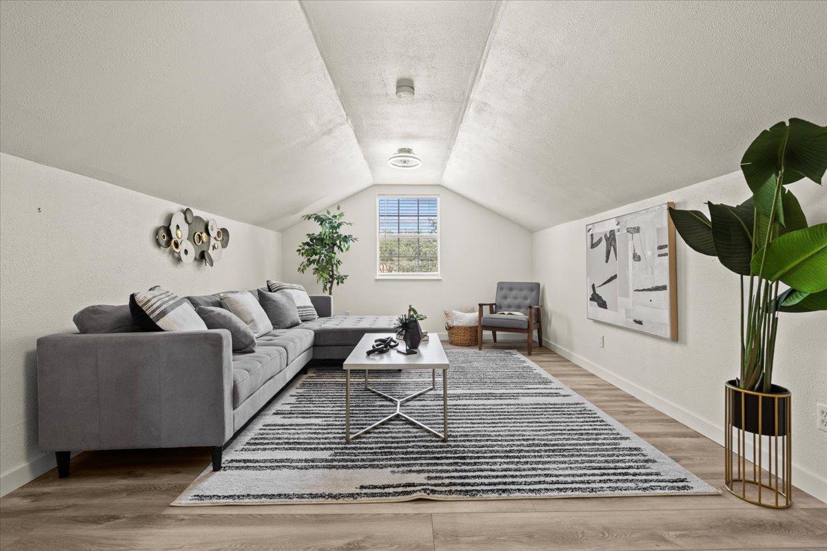 310 Saddle Blanket Dr, Dripping Springs, TX 78620