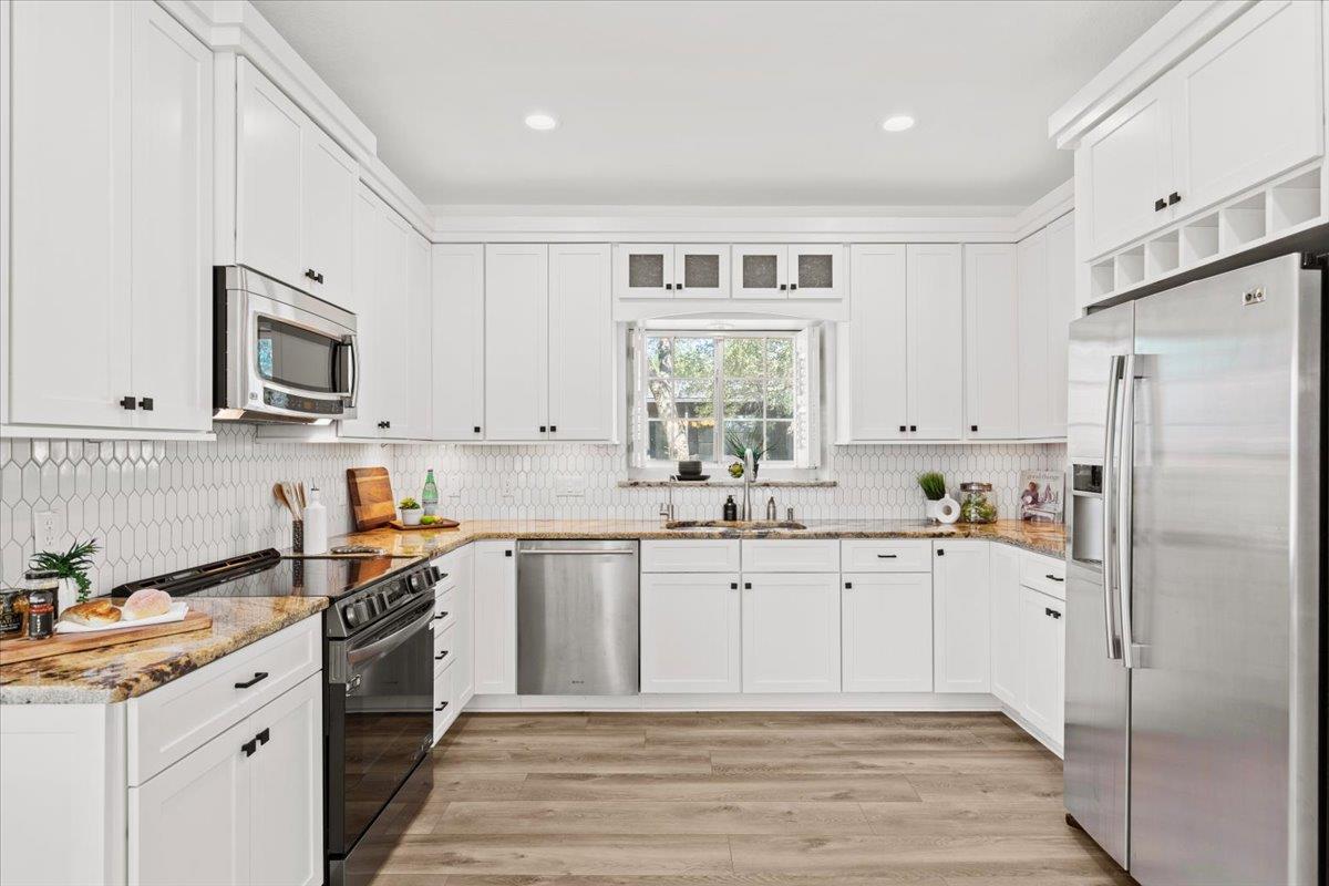 310 Saddle Blanket Dr, Dripping Springs, TX 78620