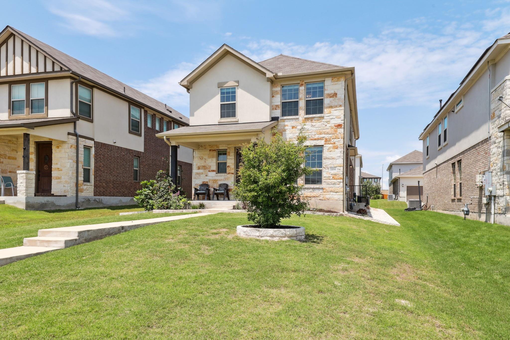 2204 Land Grant Way, Round Rock, TX 78664