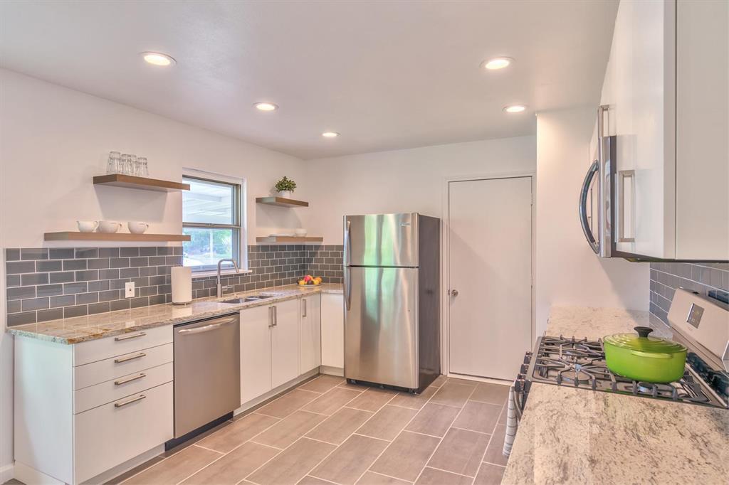 8107 Lazy Ln, Austin, TX 78757