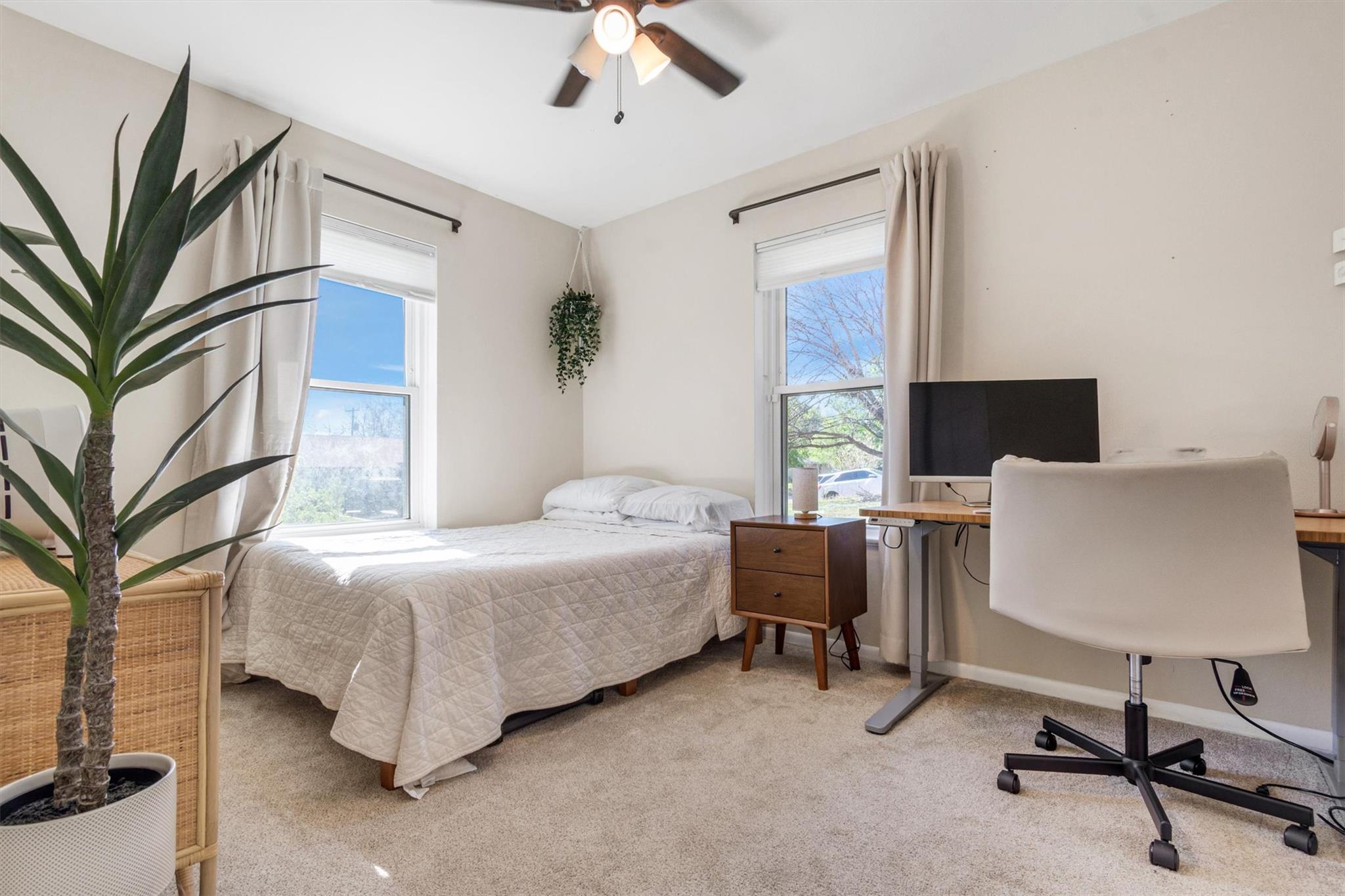 8800 Redfield Ln, Austin, TX 78758