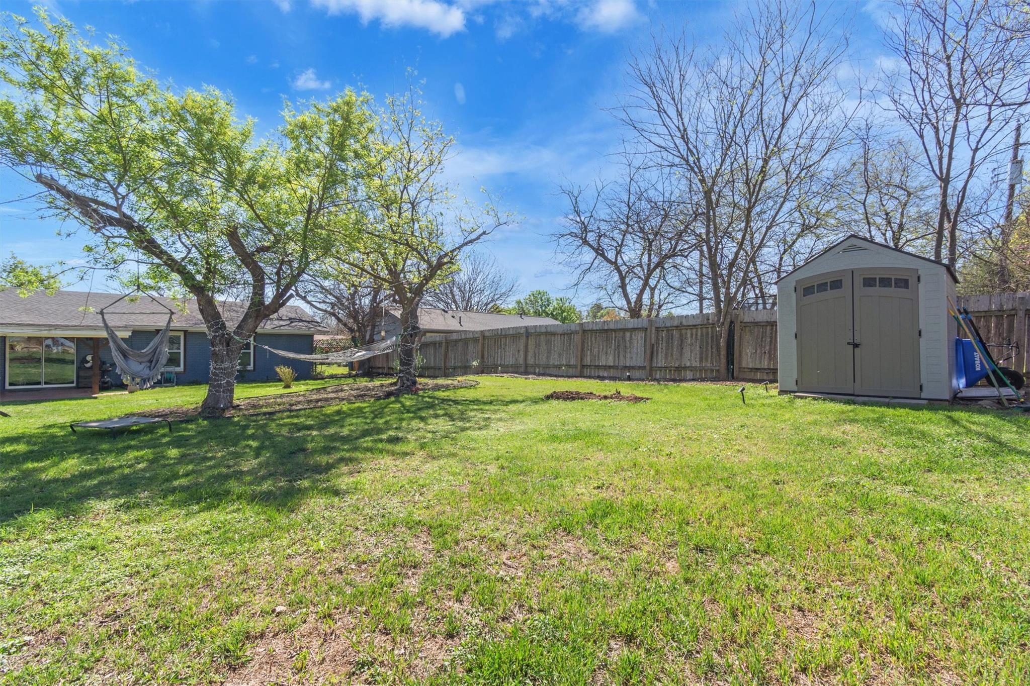 8800 Redfield Ln, Austin, TX 78758