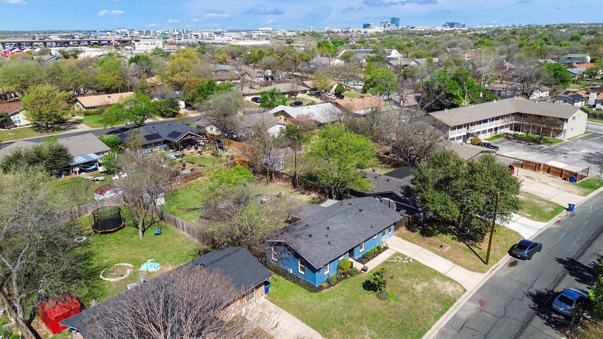 8800 Redfield Ln, Austin, TX 78758