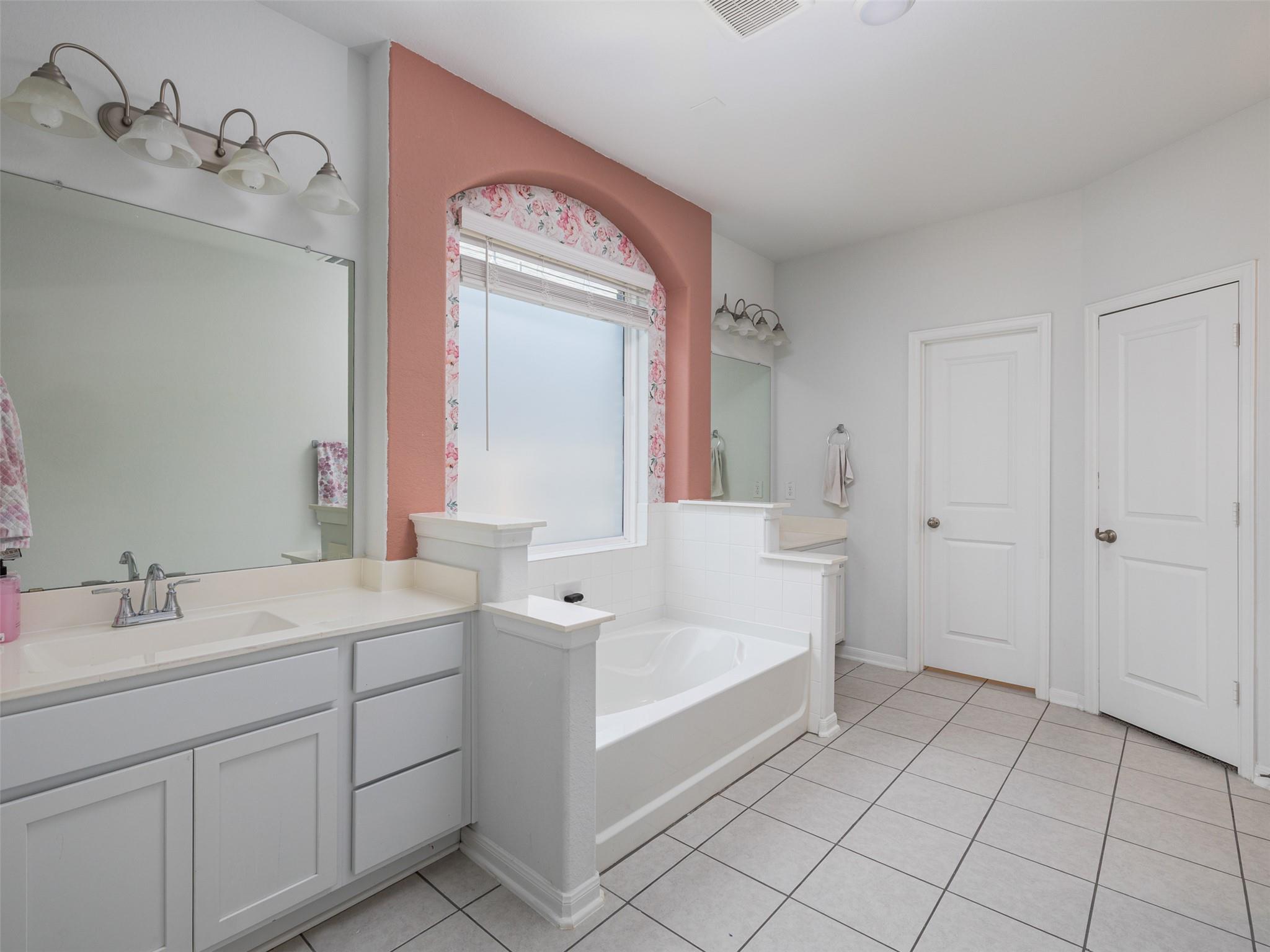 309 Sonbria Pass, Liberty Hill, TX 78642