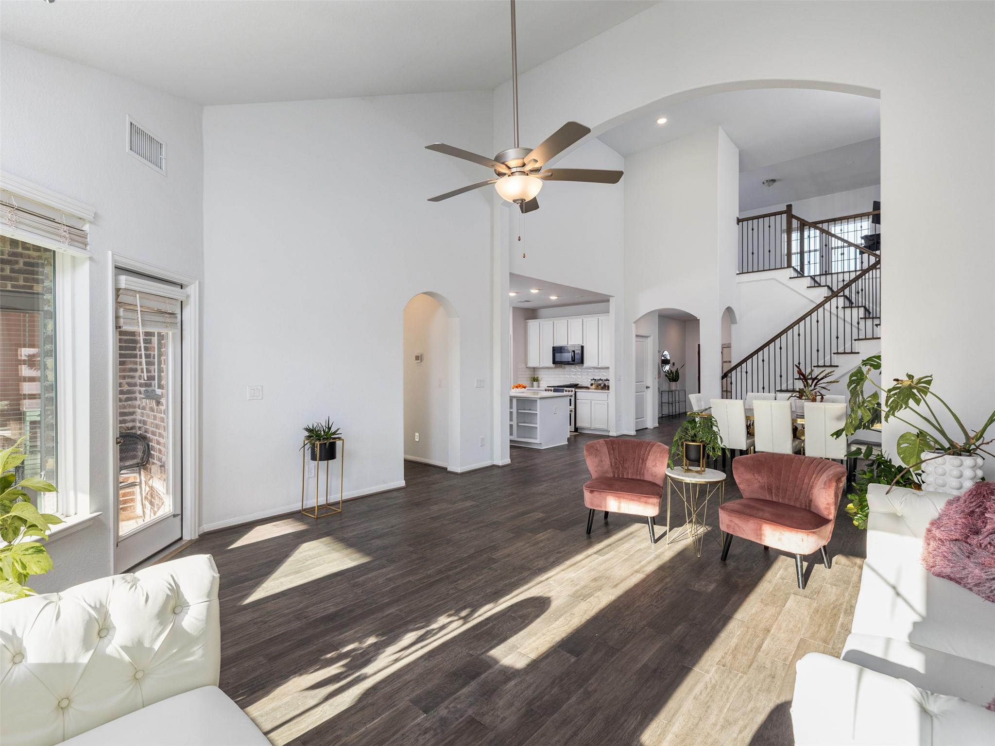 309 Sonbria Pass, Liberty Hill, TX 78642