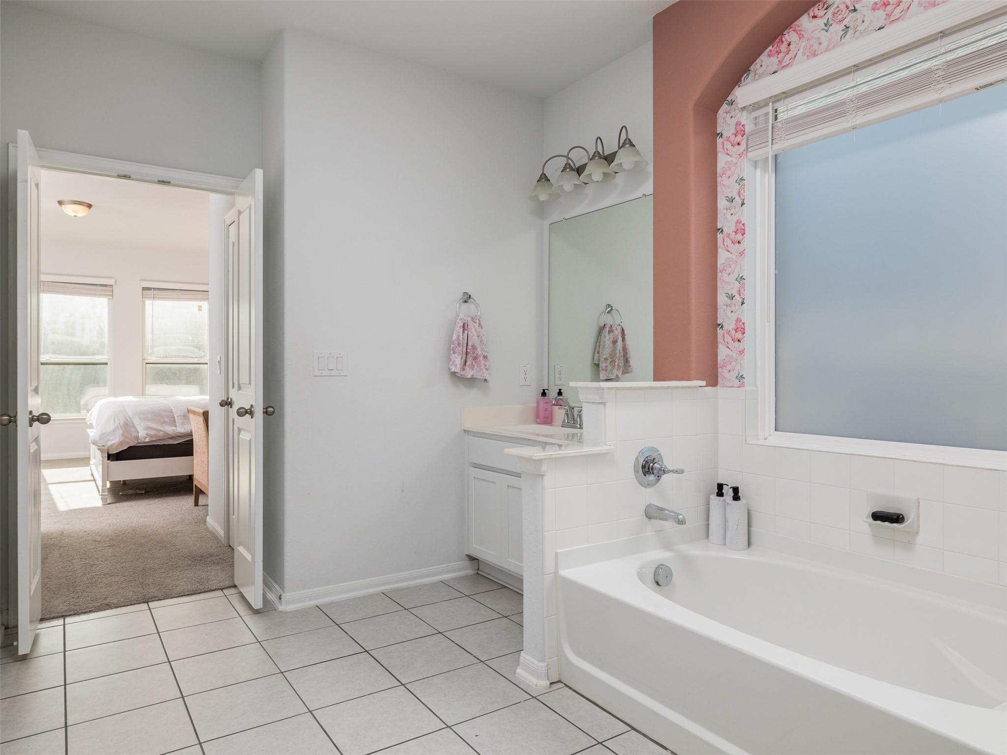 309 Sonbria Pass, Liberty Hill, TX 78642