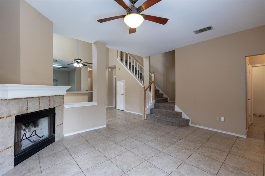 815 BLACK LOCUST Dr, Pflugerville, TX 78660