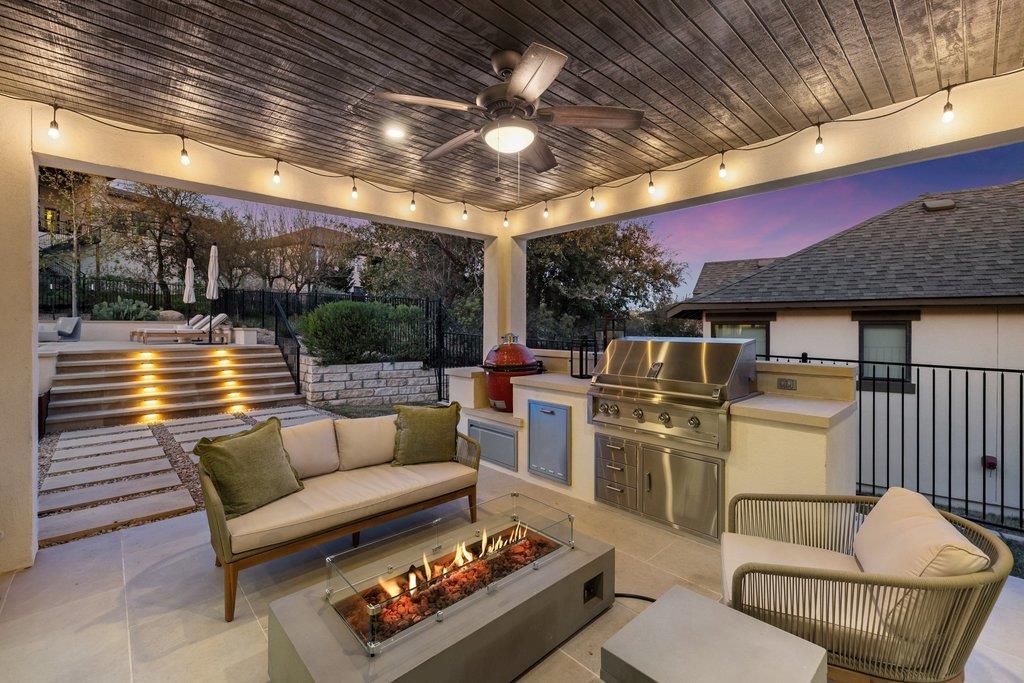 305 Ringtail Stream Dr, Lakeway, TX 78738