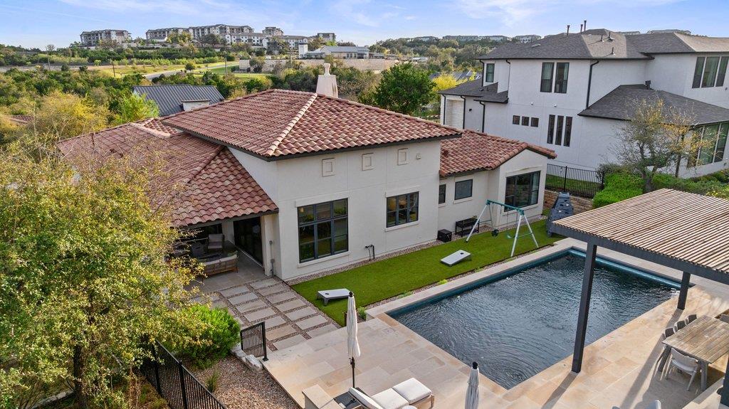 305 Ringtail Stream Dr, Lakeway, TX 78738