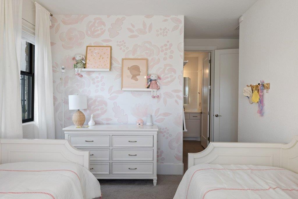 305 Ringtail Stream Dr, Lakeway, TX 78738