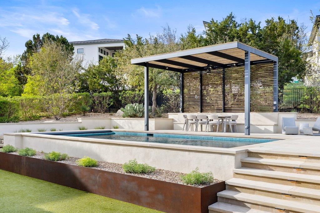 305 Ringtail Stream Dr, Lakeway, TX 78738