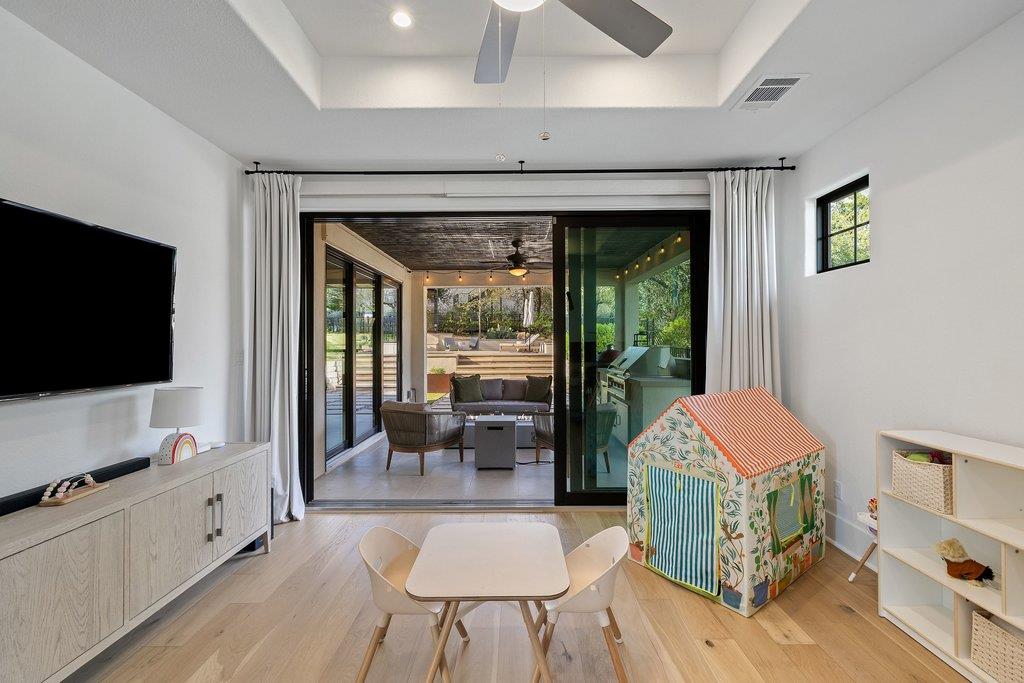 305 Ringtail Stream Dr, Lakeway, TX 78738