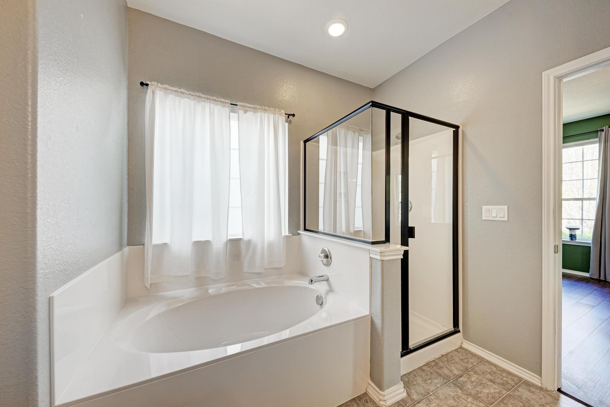 1412 Berlin Ln, Austin, TX 78753