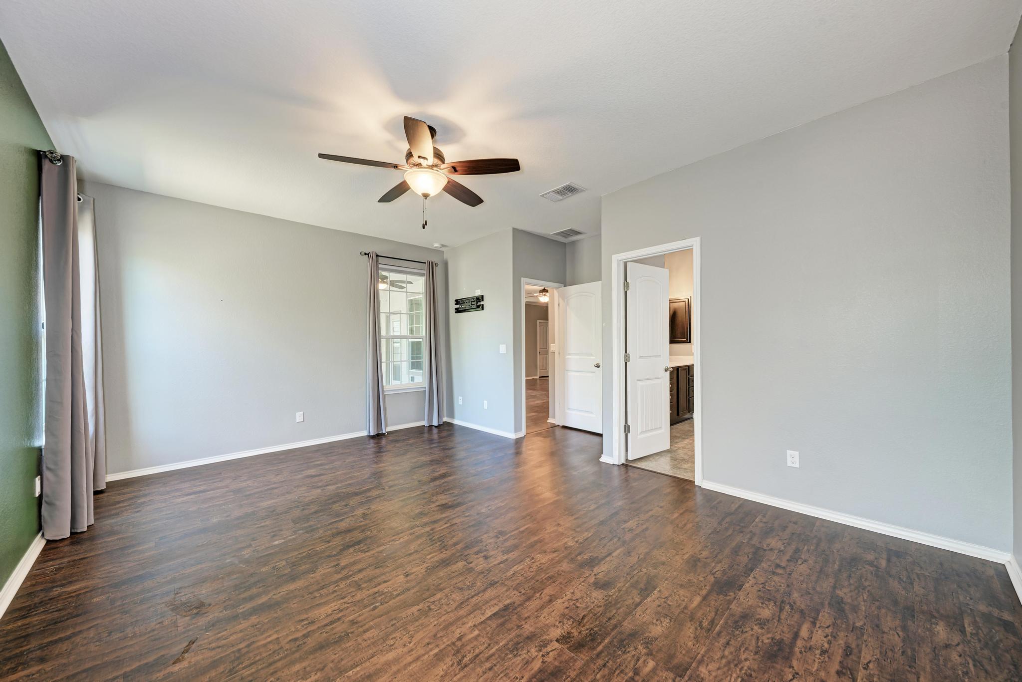 1412 Berlin Ln, Austin, TX 78753