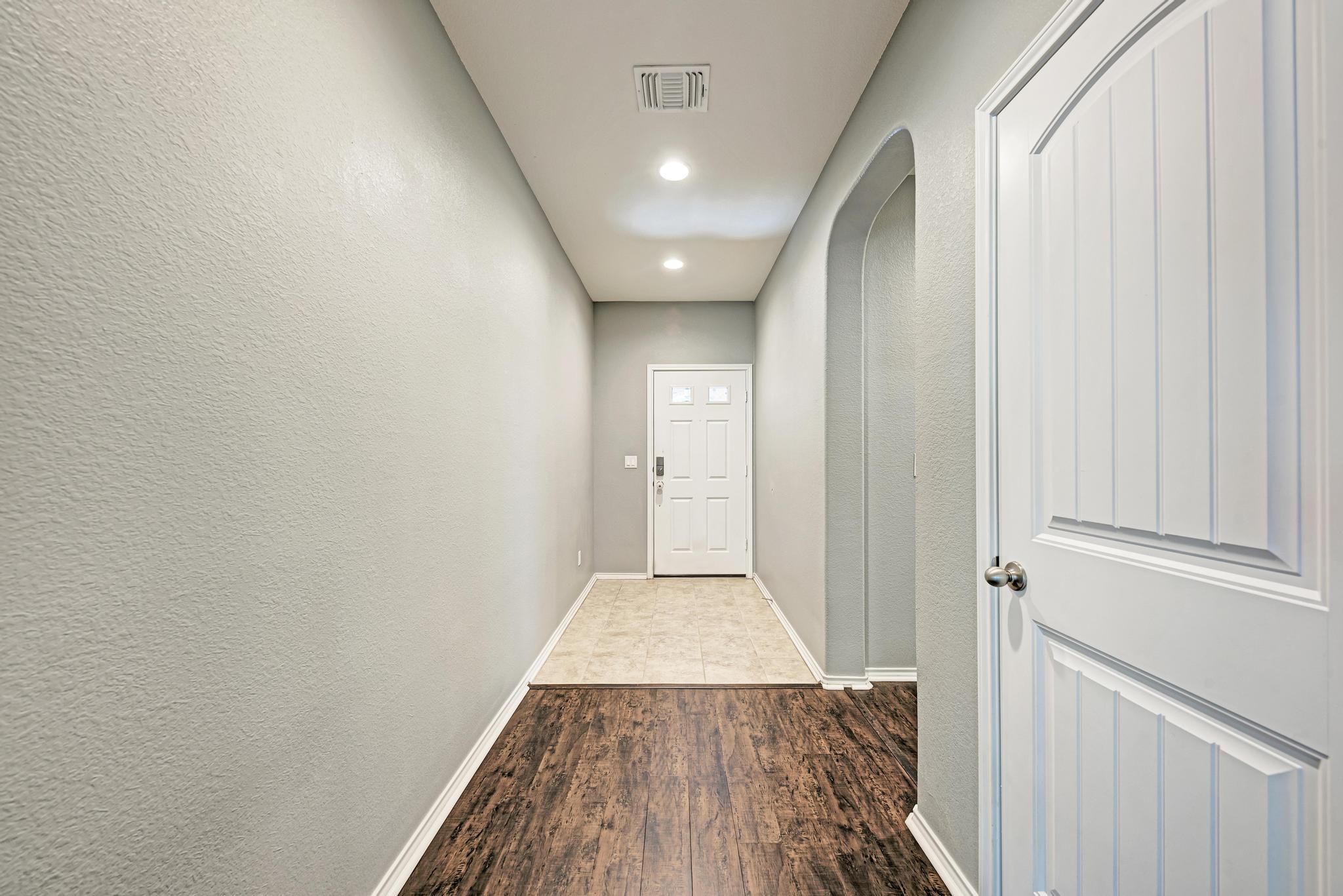 1412 Berlin Ln, Austin, TX 78753