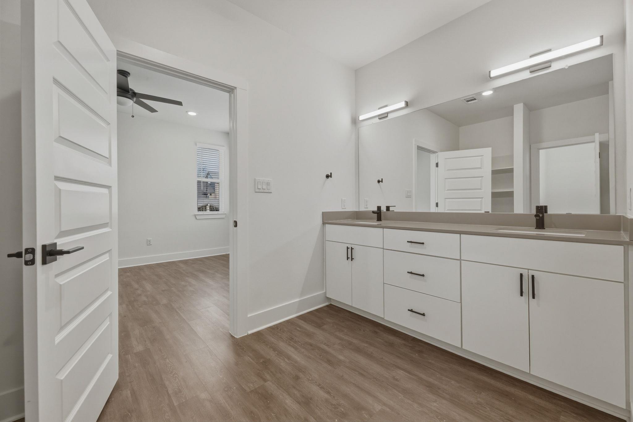 2009 Iroquois Ln # B, Austin, TX 78741