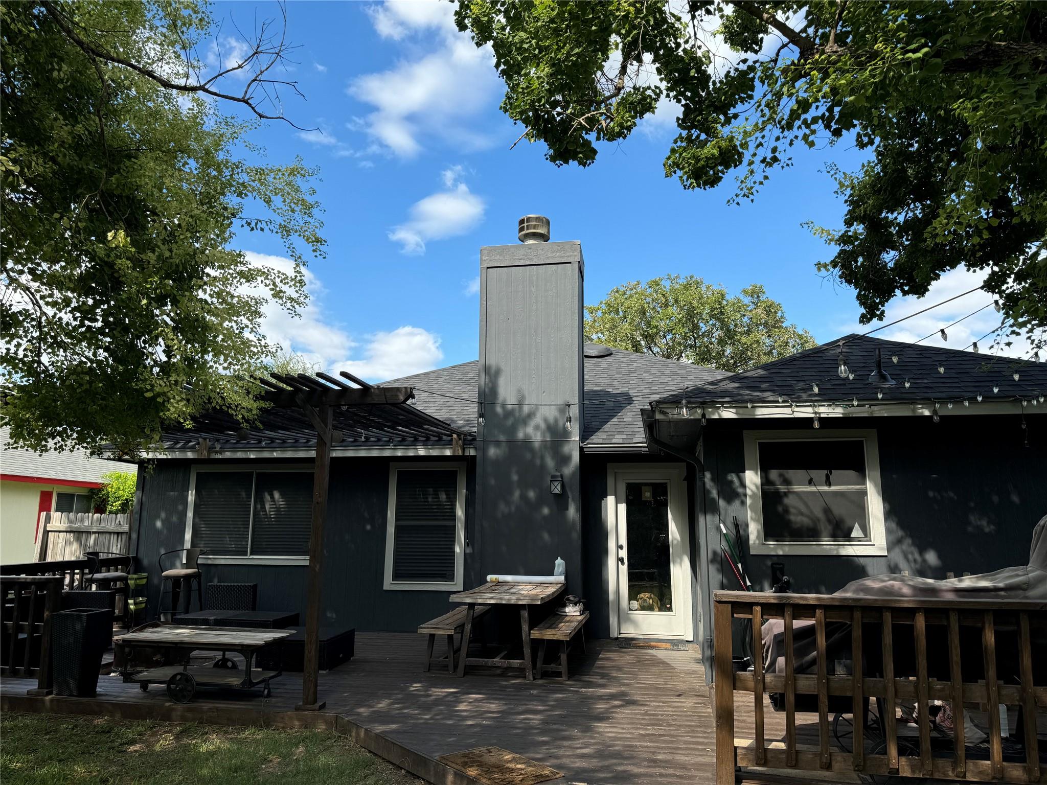 291 Brian Ln, Kyle, TX 78640