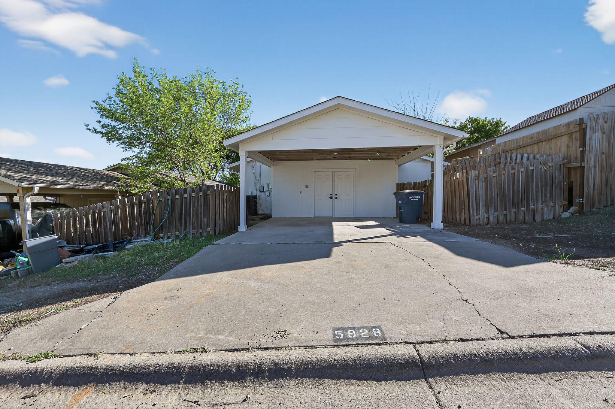 5928 SIGNAL Pt, Austin, TX 78724